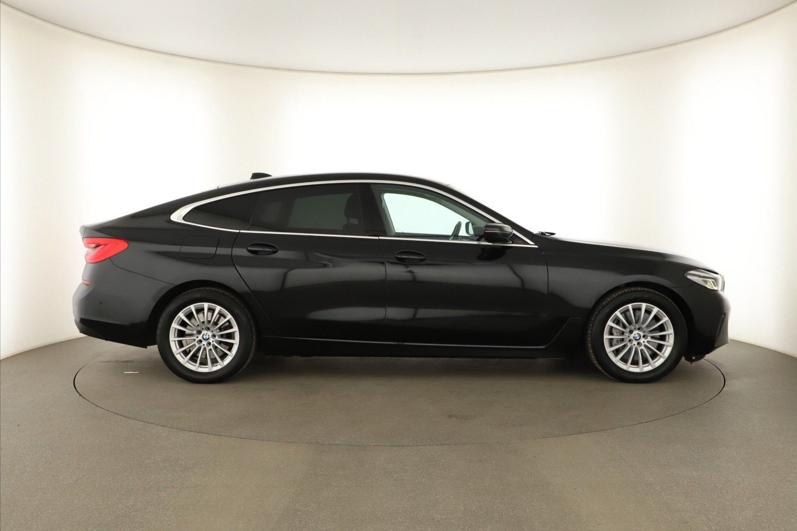 BMW Řada 6, 640i xDrive GT - fotka 6