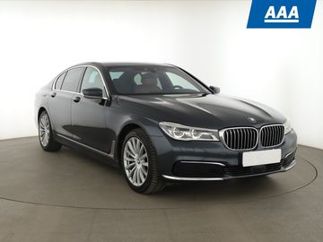 740d xDrive, NOVÁ CENA, 4X4