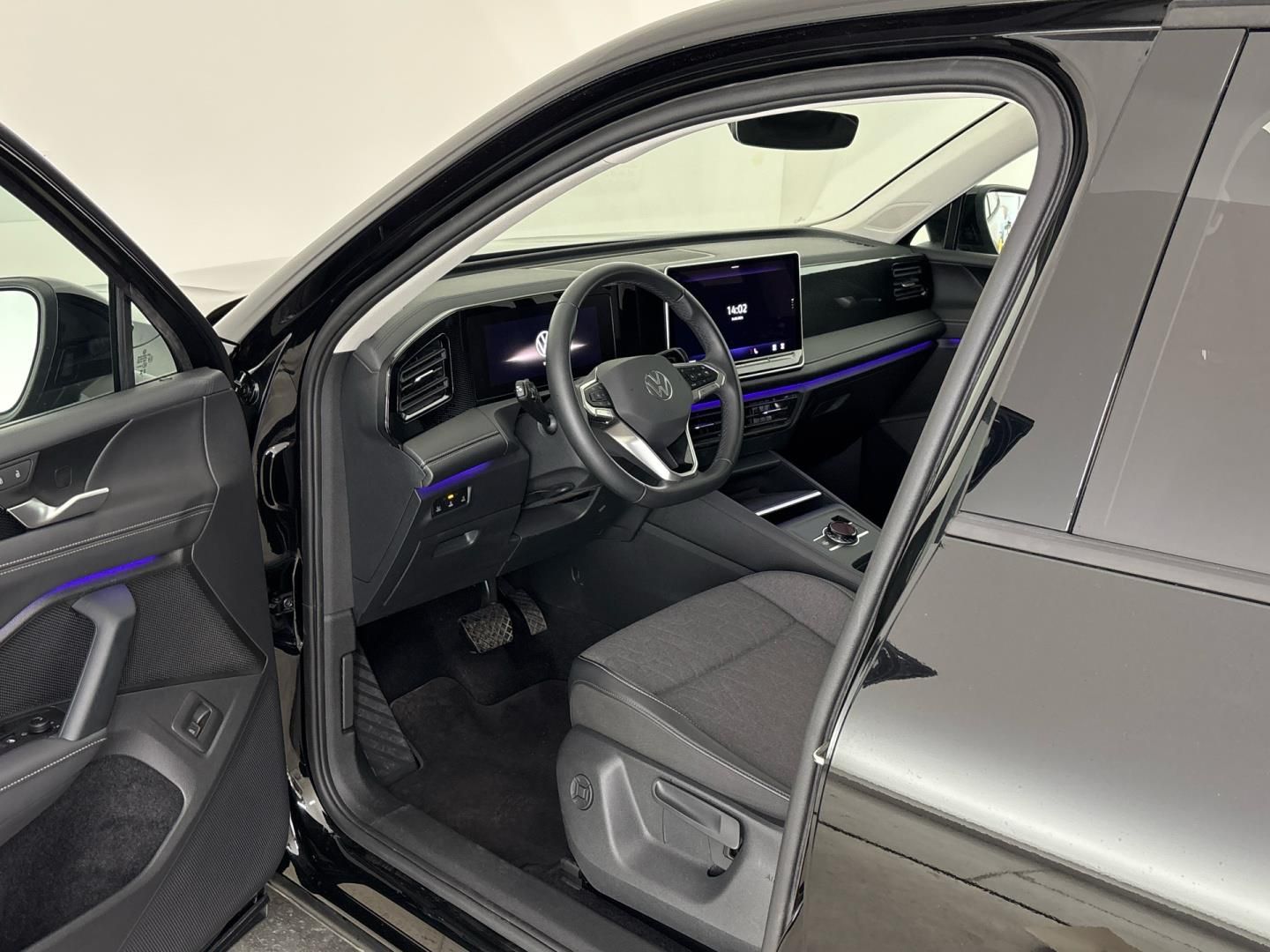Volkswagen Tiguan, 1.5 eTSi / 110 kW People DSG - fotka 6