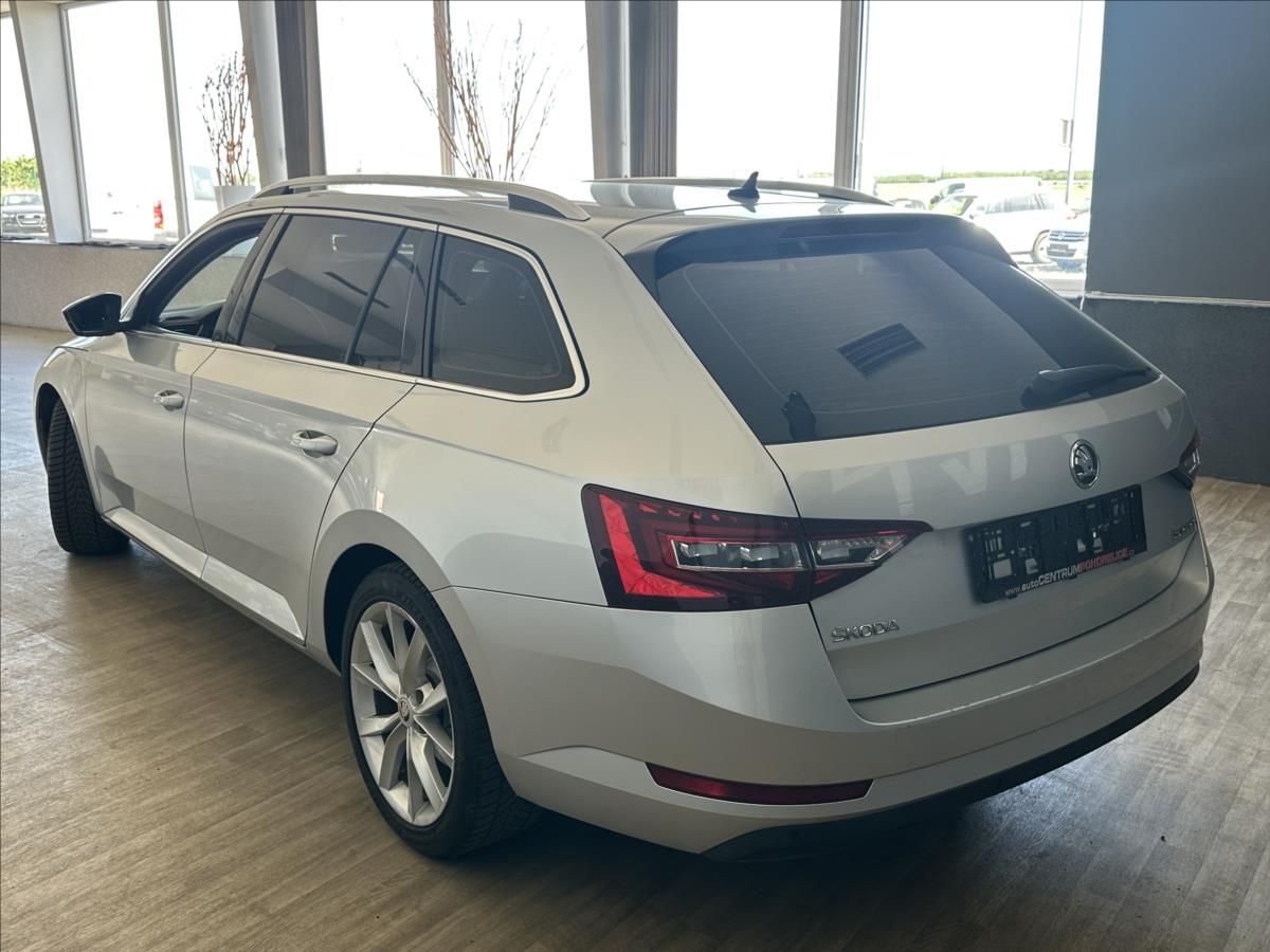 Škoda Superb, 2.0TDI 110KW*LED*ČR*Navi*DPH - fotka 6