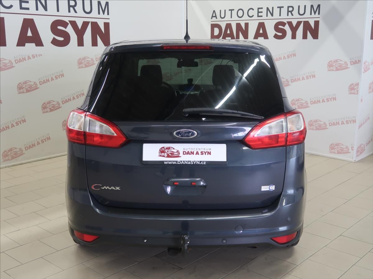 Ford Grand C-MAX, 2,0 TDCi pěkný stav - fotka 5