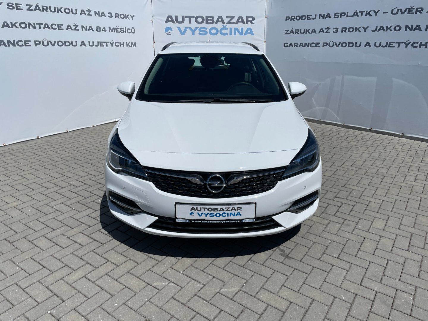 Opel Astra, ST 1.2 turbo 96kW! Navi! - fotka 2
