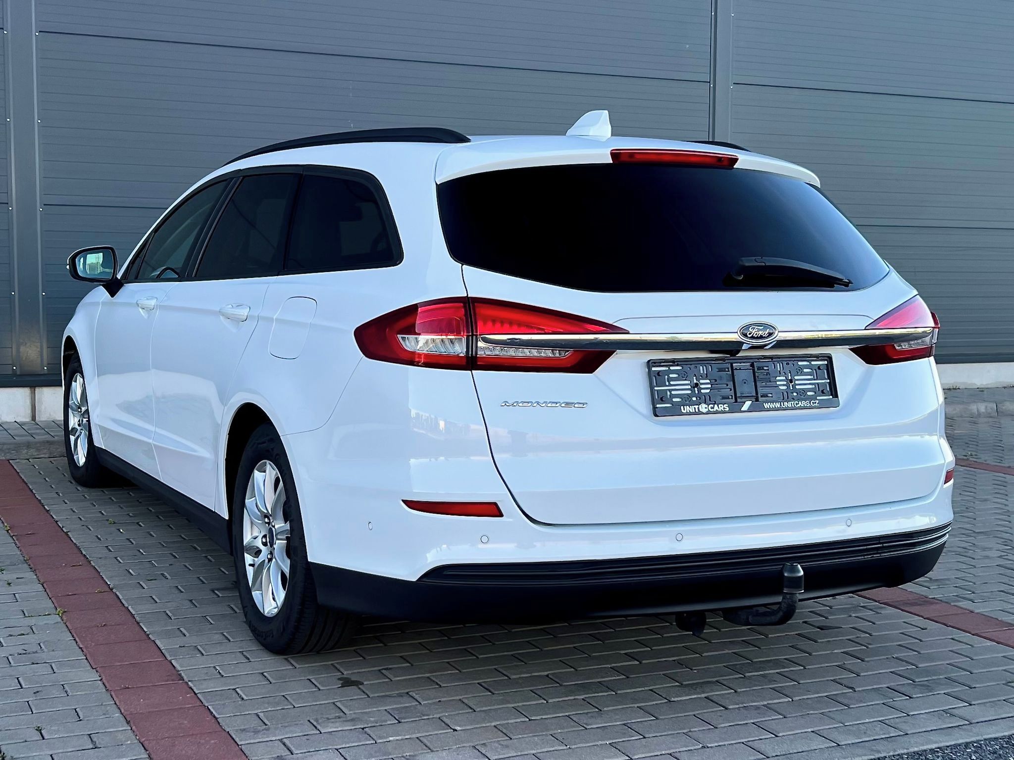 Ford Mondeo, 2.0 TDCi-TAŽNÉ-VYHŘEV.S - fotka 4