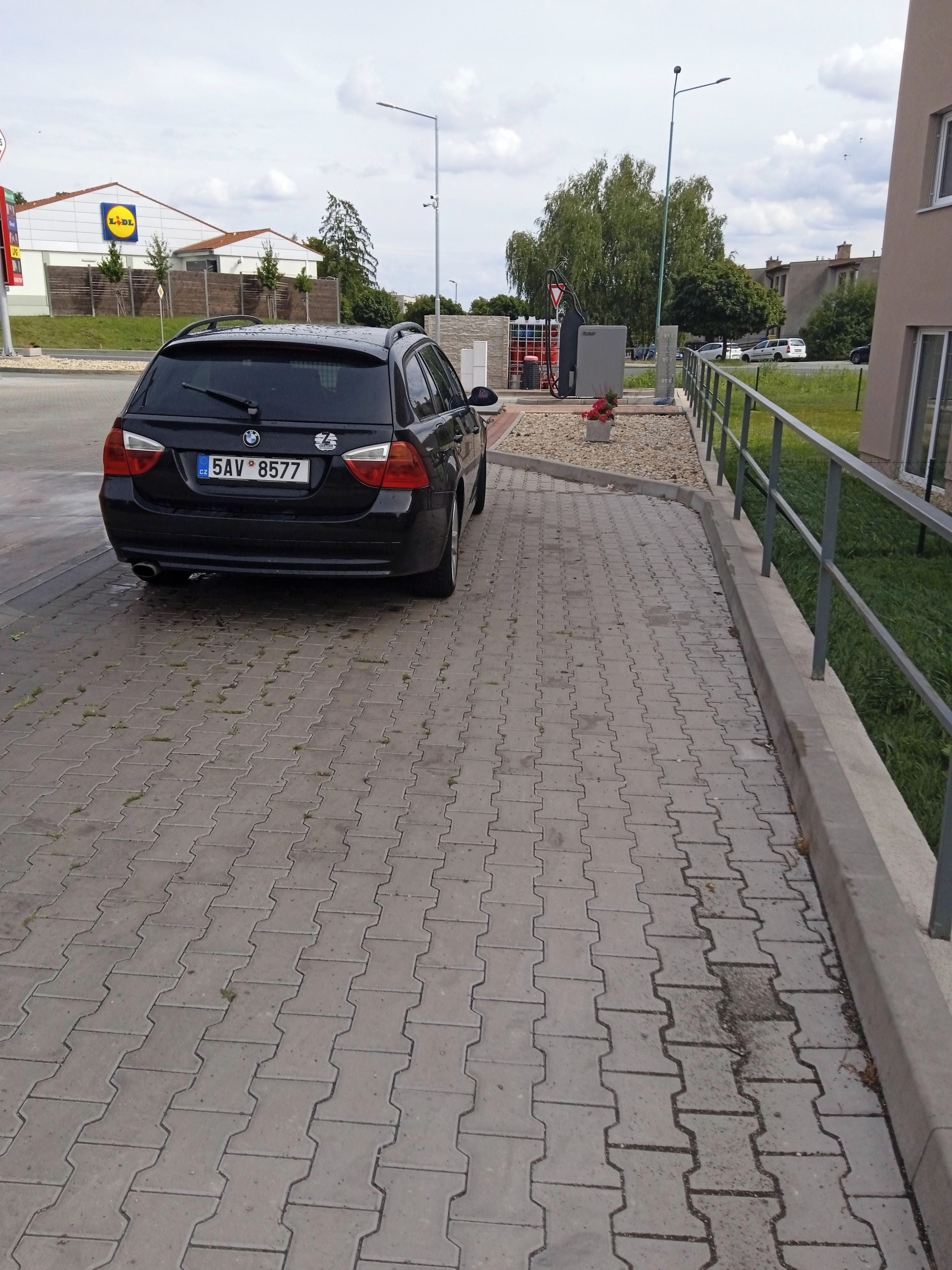 BMW Řada 3, Prodám BMW - fotka 3