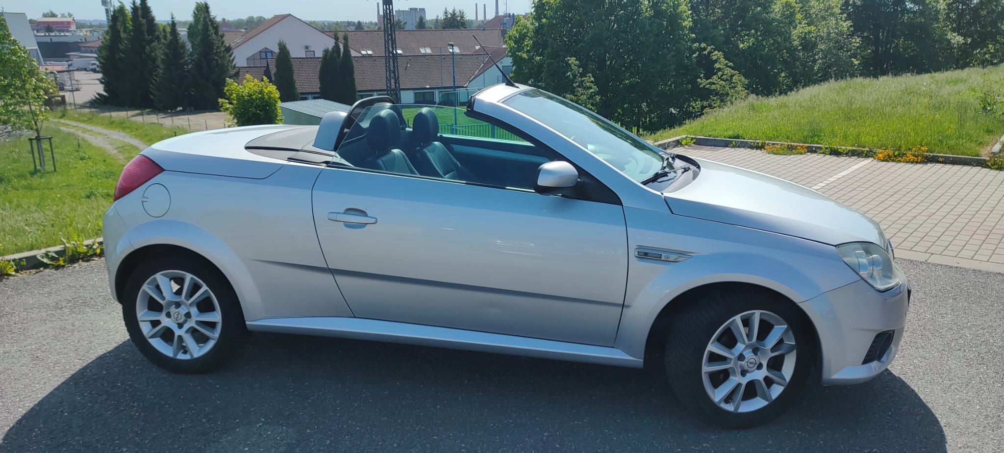 Opel Tigra, TIGRA 1.4 16V (AC) - fotka 5