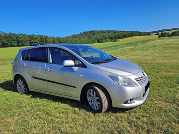 Toyota Verso,1.8i 108 kW 7míst