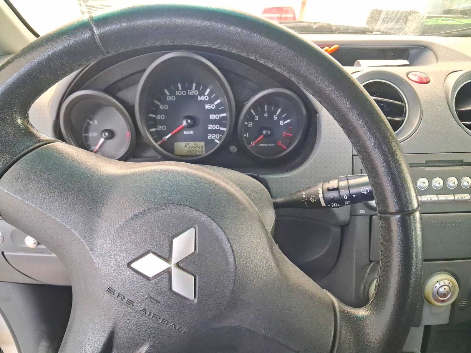 Mitsubishi Colt, 1.3, Klima, zamluveno - fotka 3