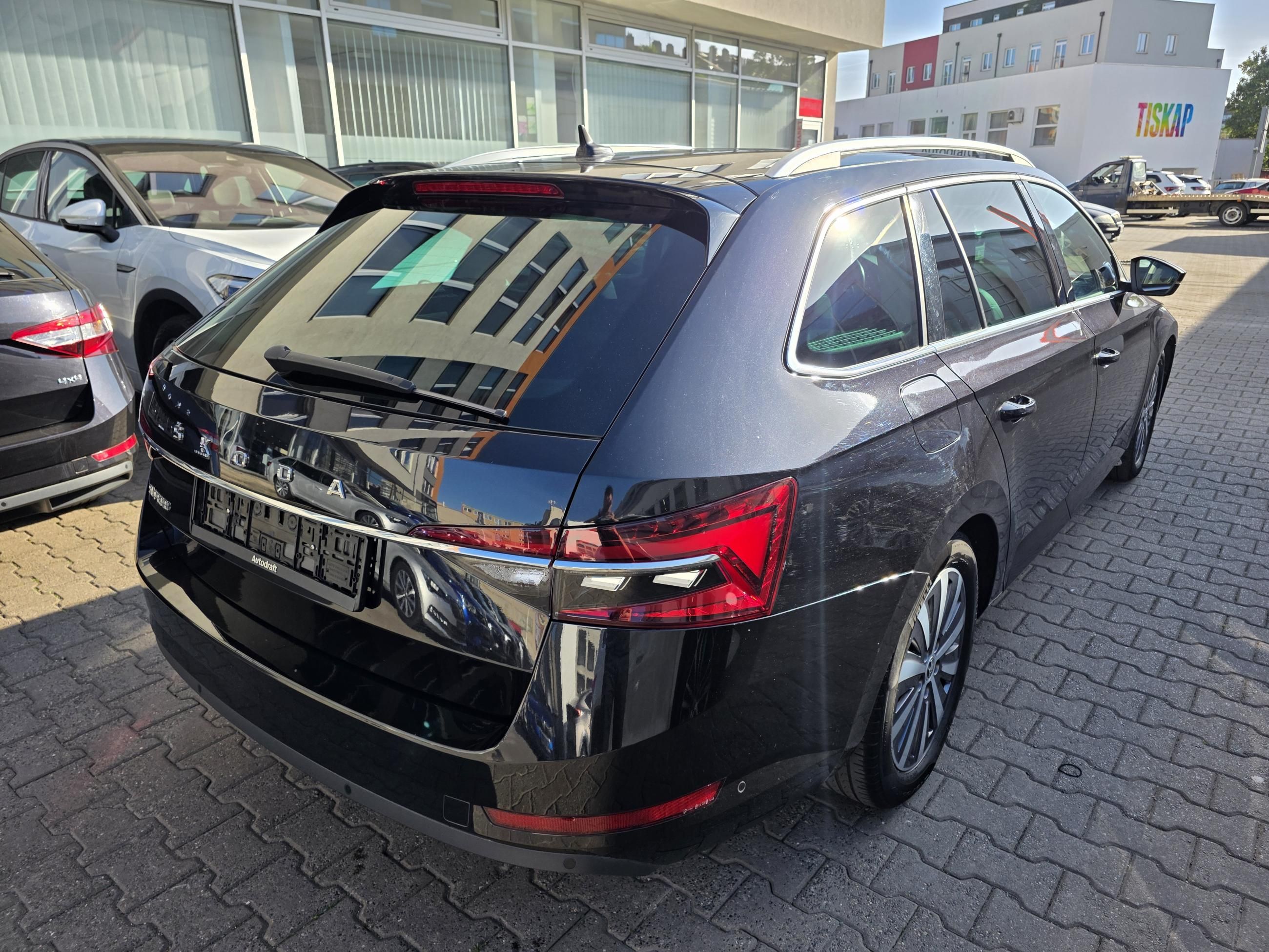 Škoda Superb, Style 2.0 TDI 110kW DSG / ALU - fotka 6