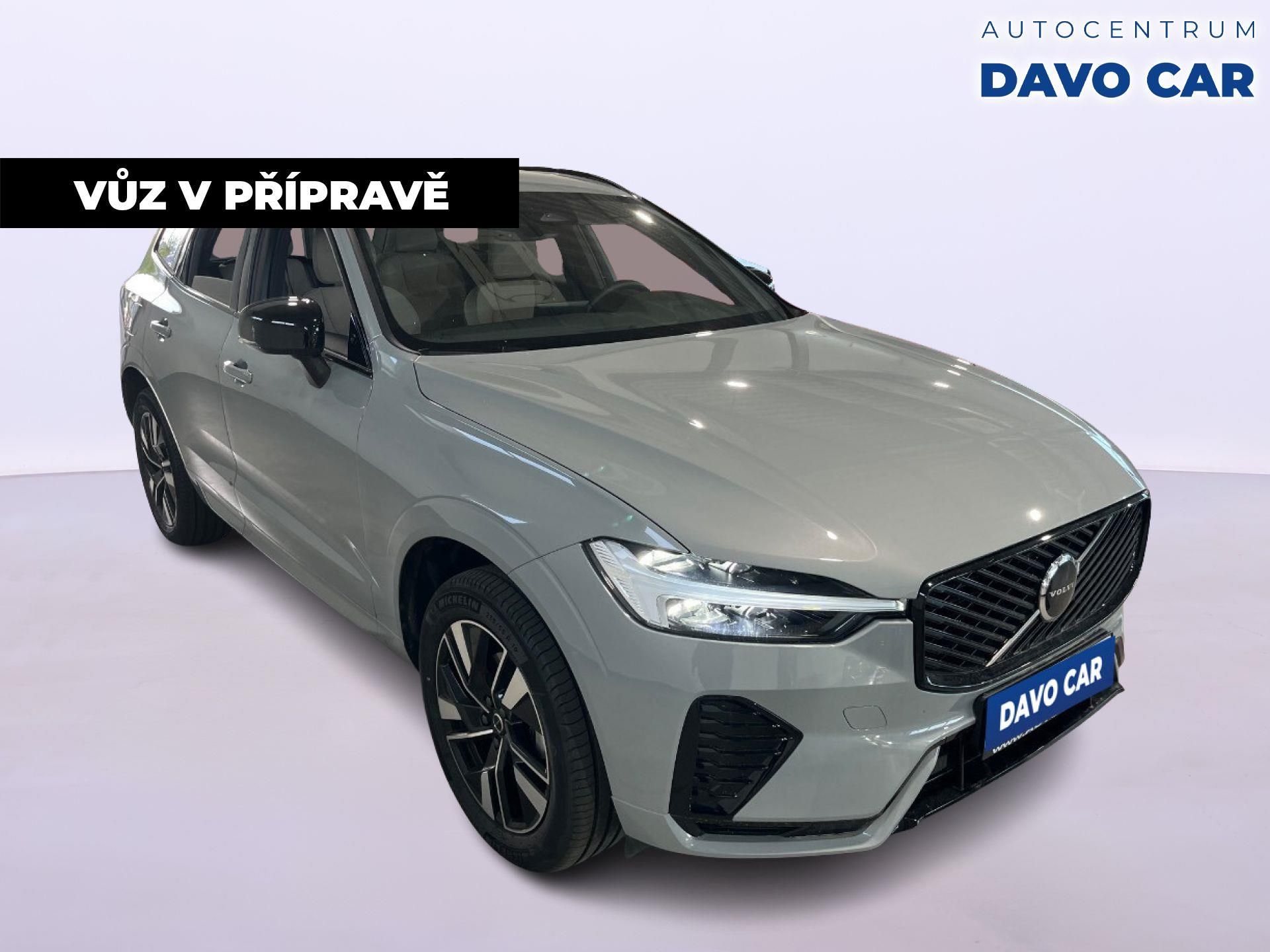 Volvo XC60, 2,0 B5 Aut. AWD CZ Dark Plus - fotka 2