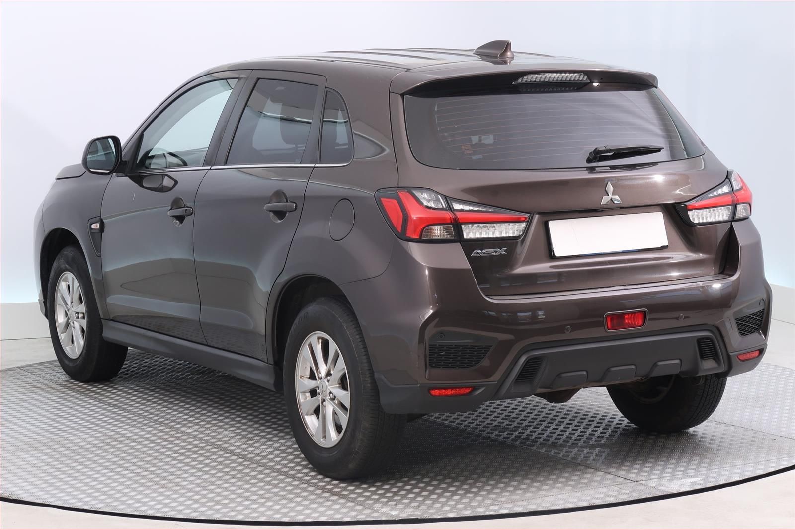 Mitsubishi ASX, 2.0 MIVEC, ČR,1.maj - fotka 4