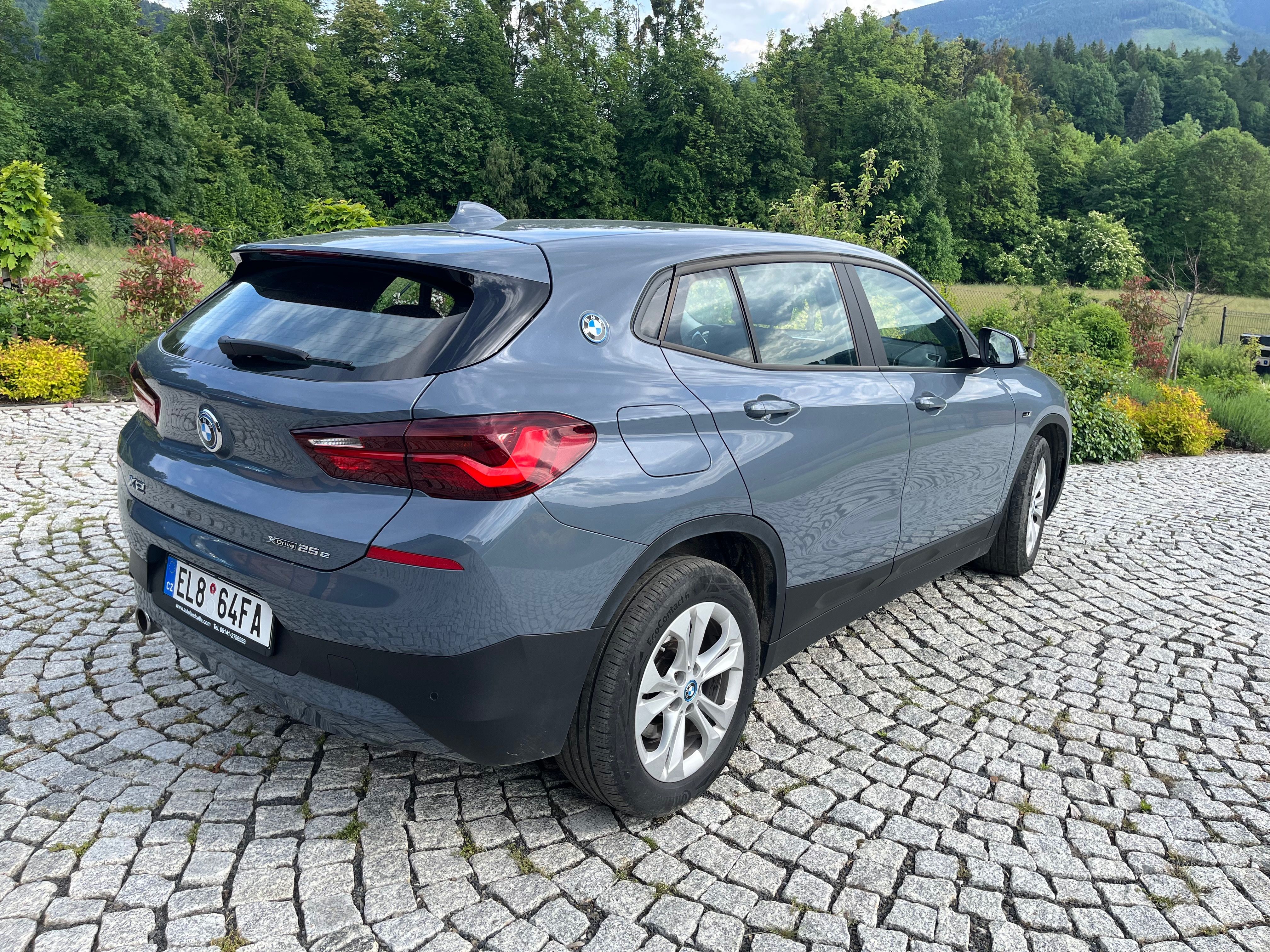 BMW X2, BMW X2 xDrive25e 4x4 Plug-in - fotka 6