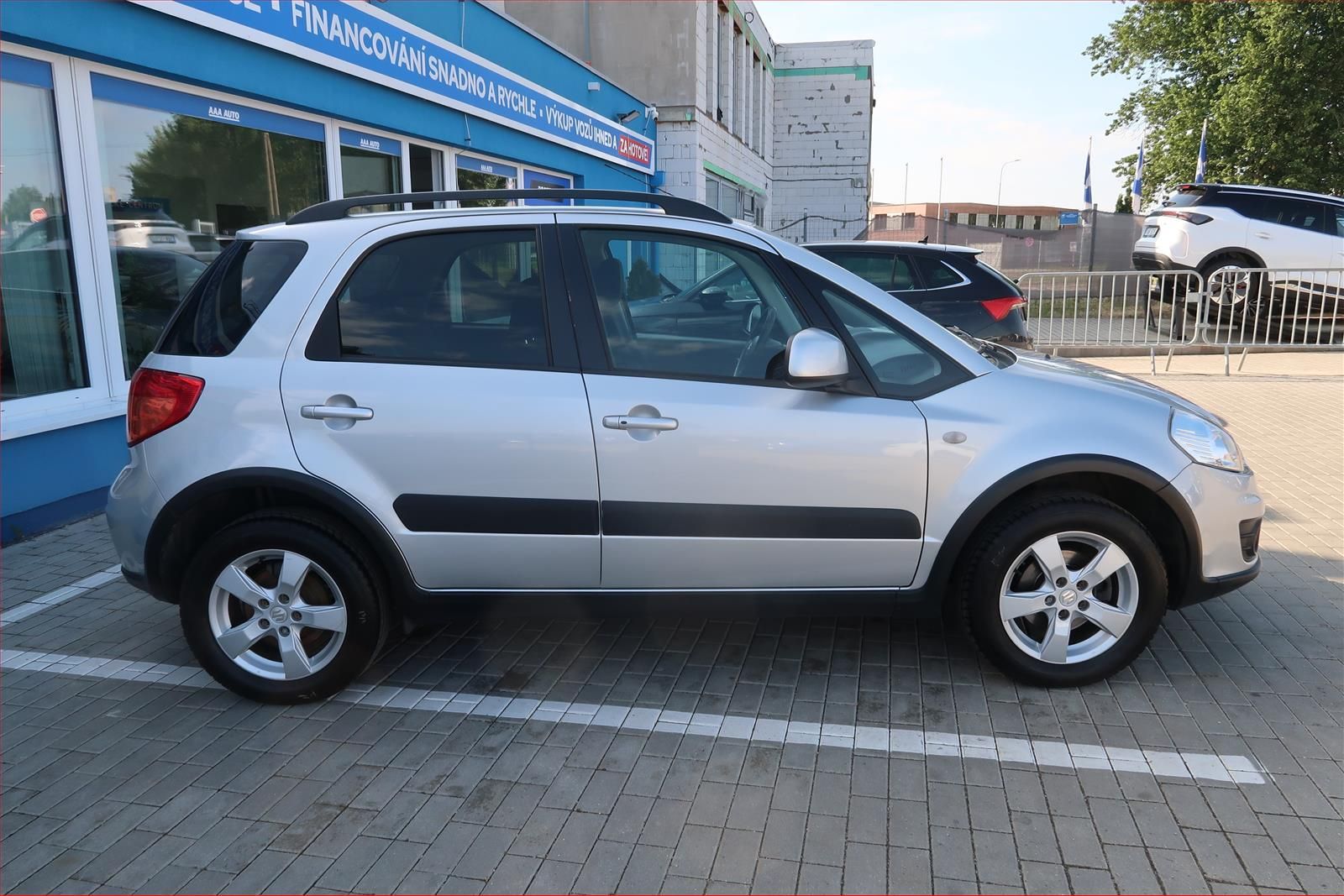 Suzuki SX4, 1.6 VVT, 4X4, ČR,1.maj - fotka 6