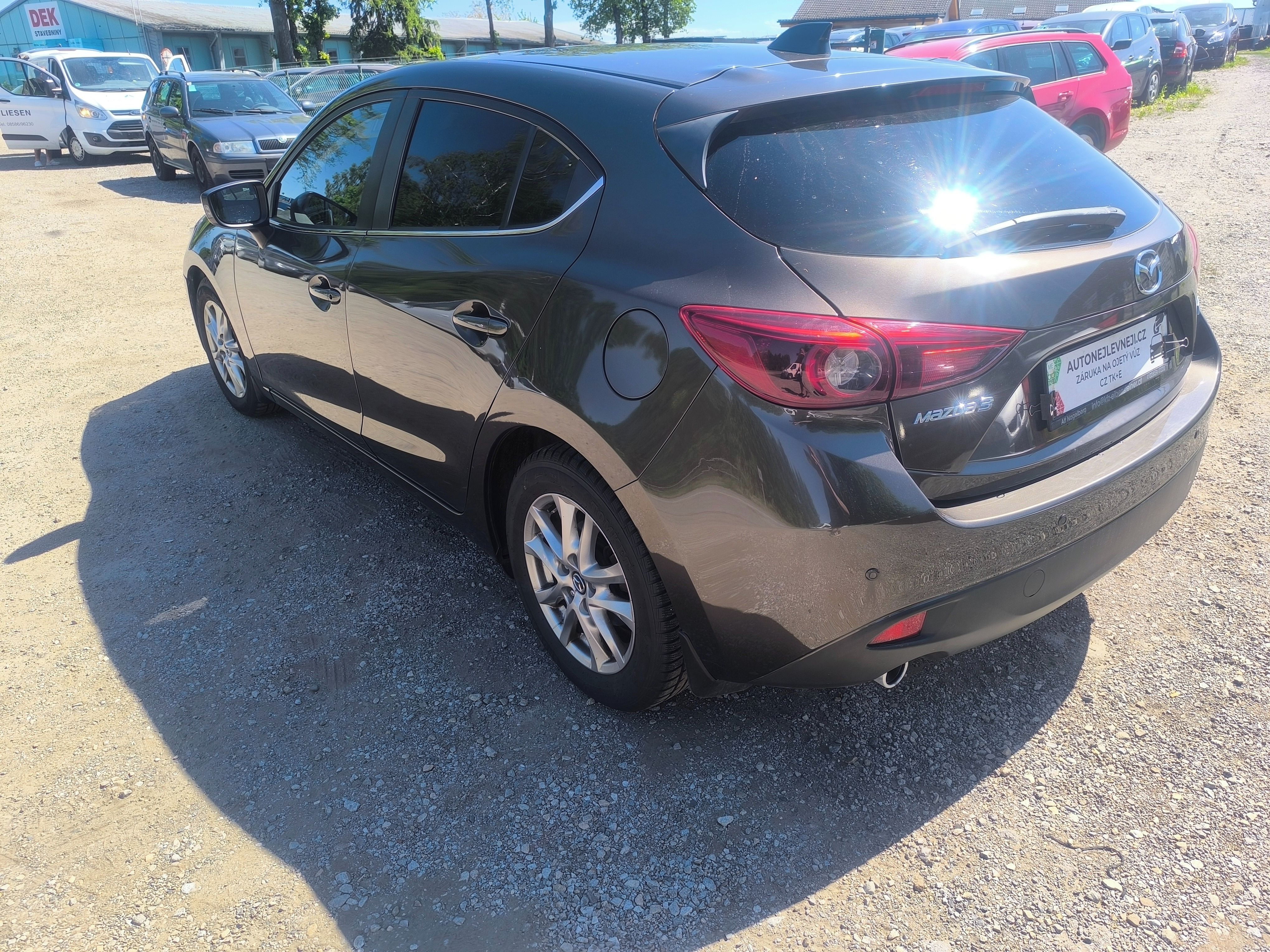 Mazda 3, 20i,KRÁSNÁ,100KM,SERVISKA,1MAJ - fotka 5