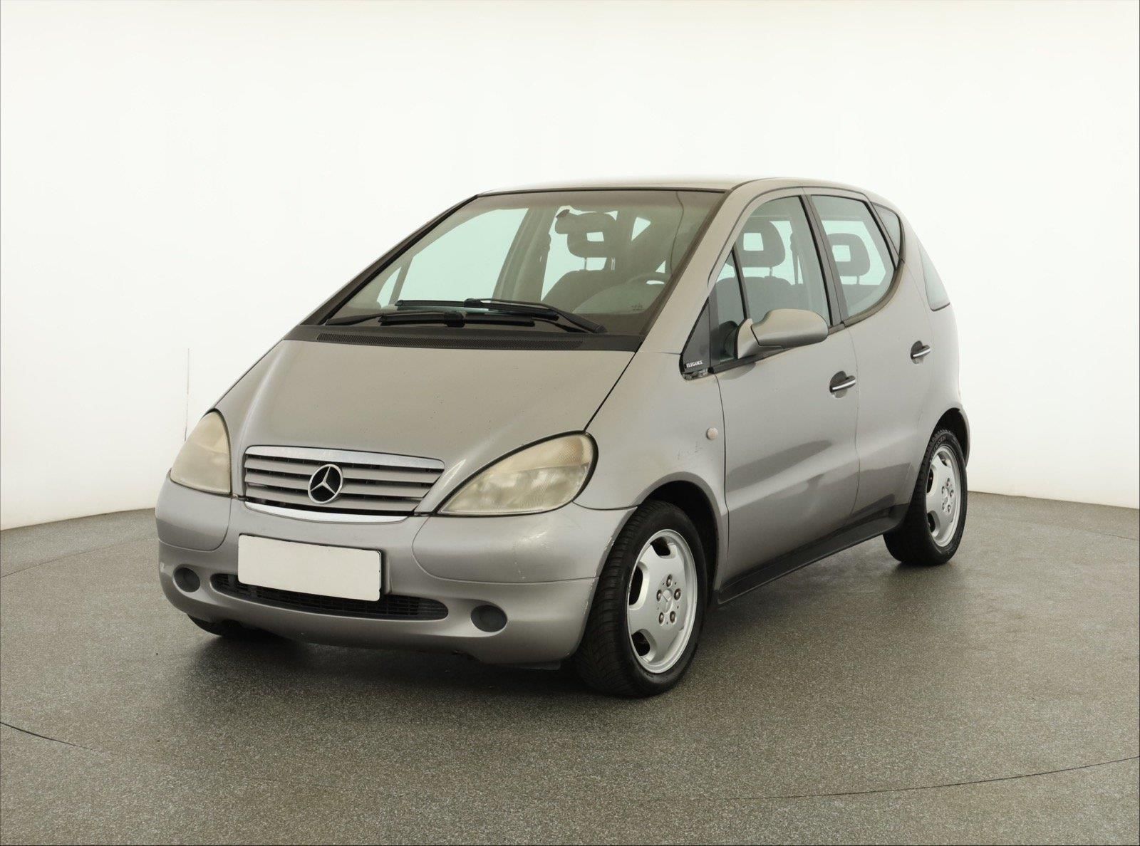 Mercedes-Benz Třídy A, 170 CDI, Automat, rezervace - fotka 2
