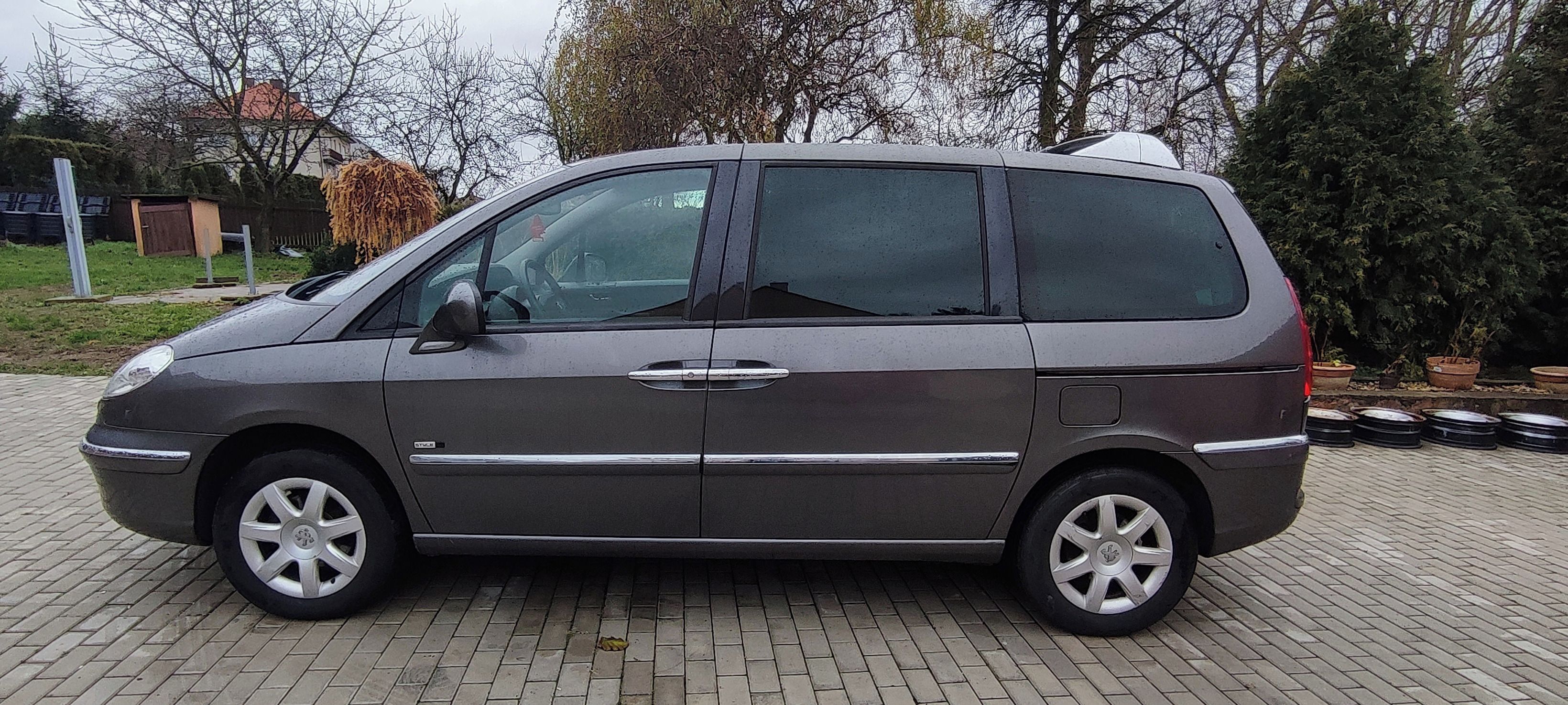 Peugeot 807, Peugeot 807 2.0hdi servisováno