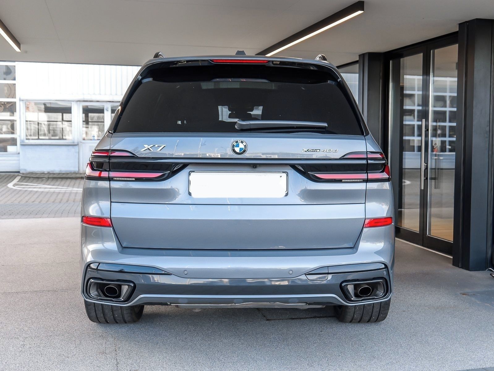 BMW X7, X7 xDrive40d M Sport Pro HuD P - fotka 4