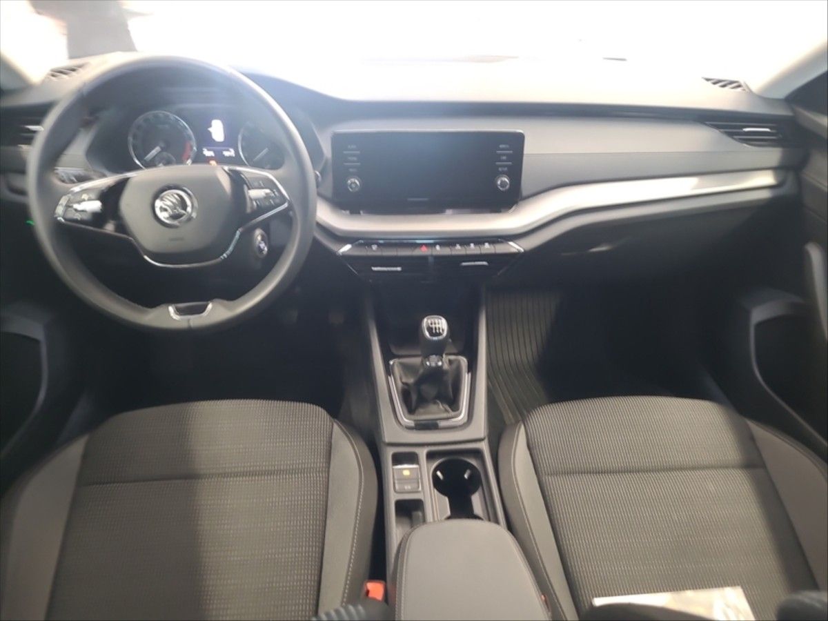 Škoda Octavia, 2,0 TDi Combi Ambition+ - fotka 3