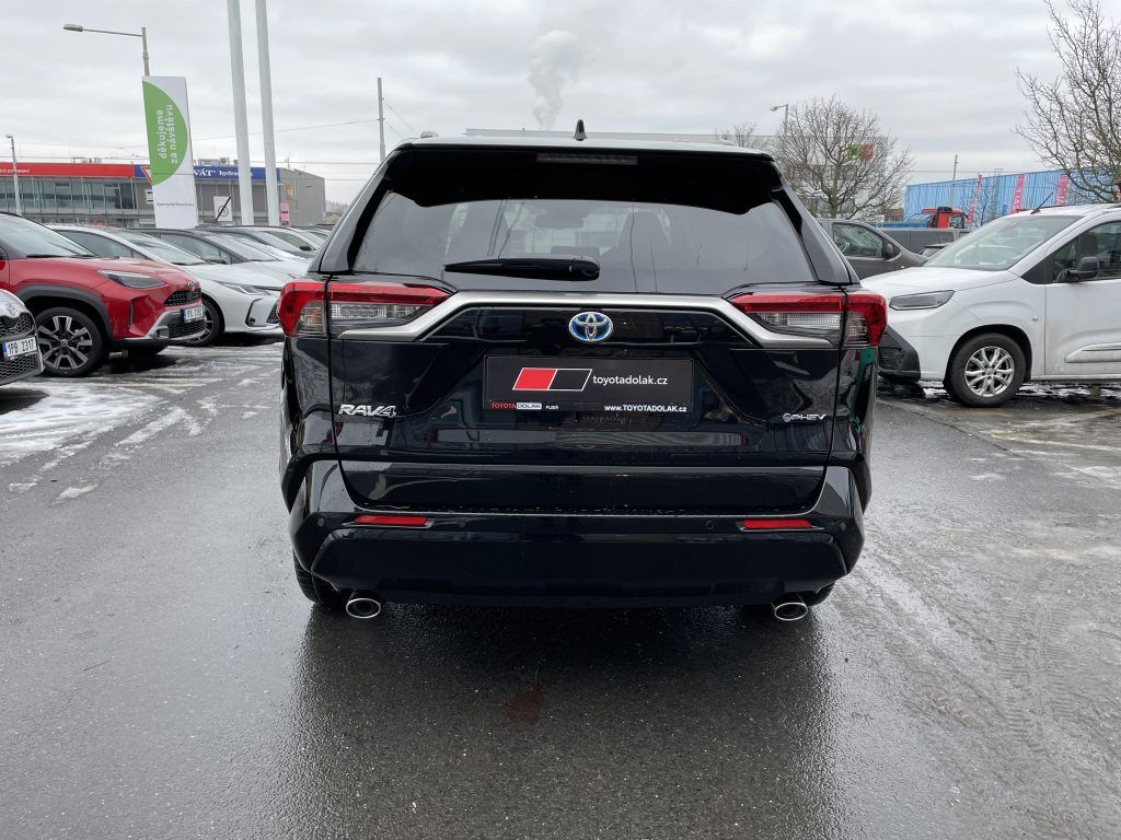 Toyota Rav4, 2.5 Plug-in Hybrid ODBĚR 10/26 - fotka 4