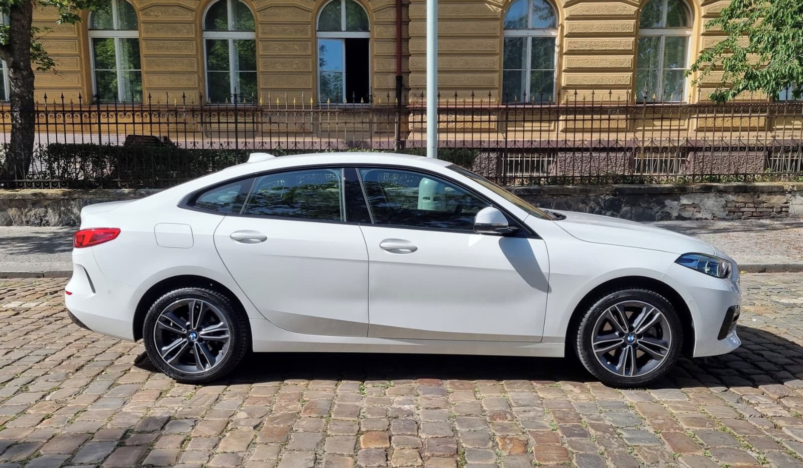 BMW Řada 2, 100kW Gran Coupe Automat Kůže - fotka 4