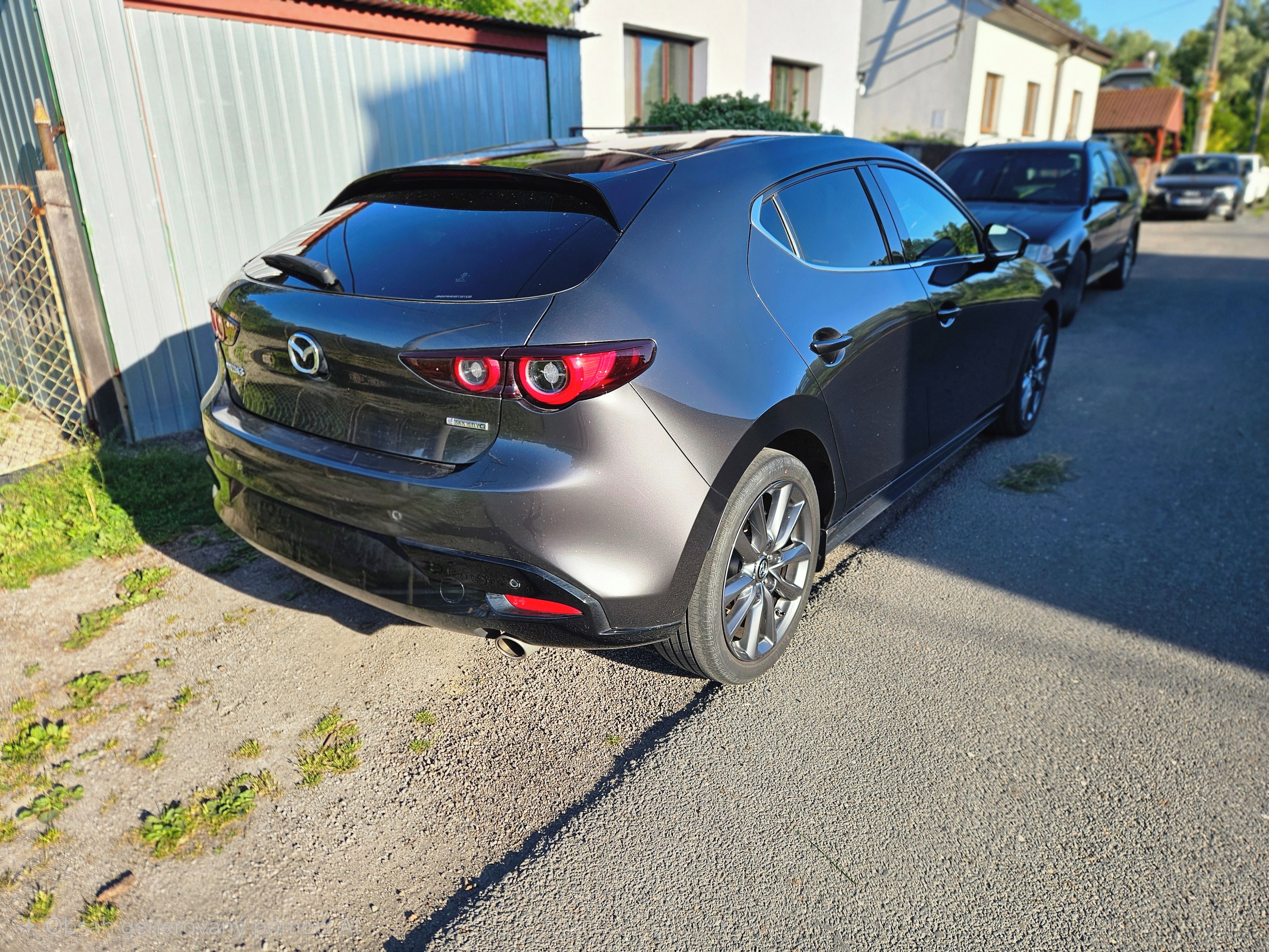 Mazda 3 - fotka 2