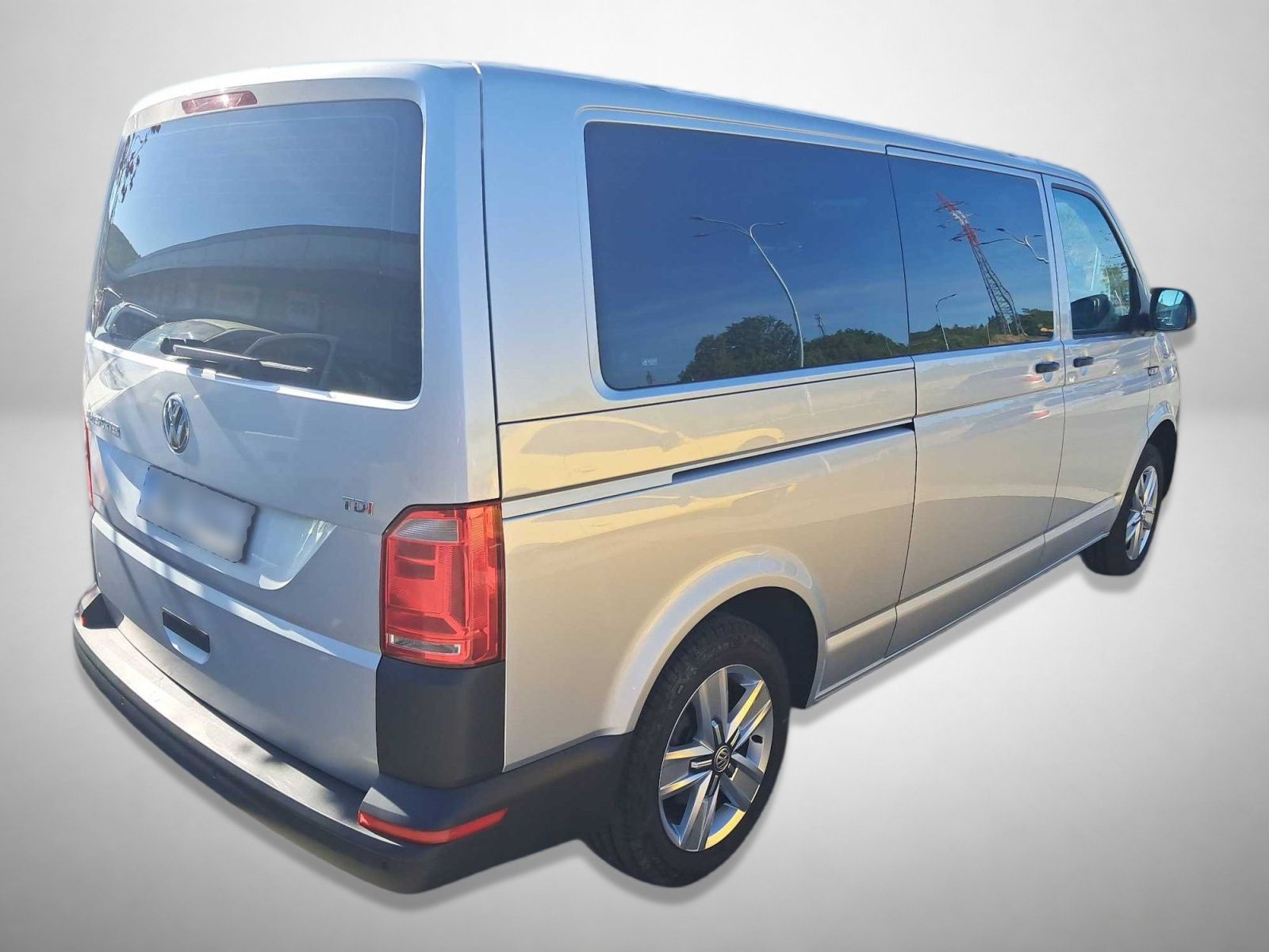 Volkswagen Transporter, 2.0 TDI, Bus, 9Míst, Klima - fotka 2