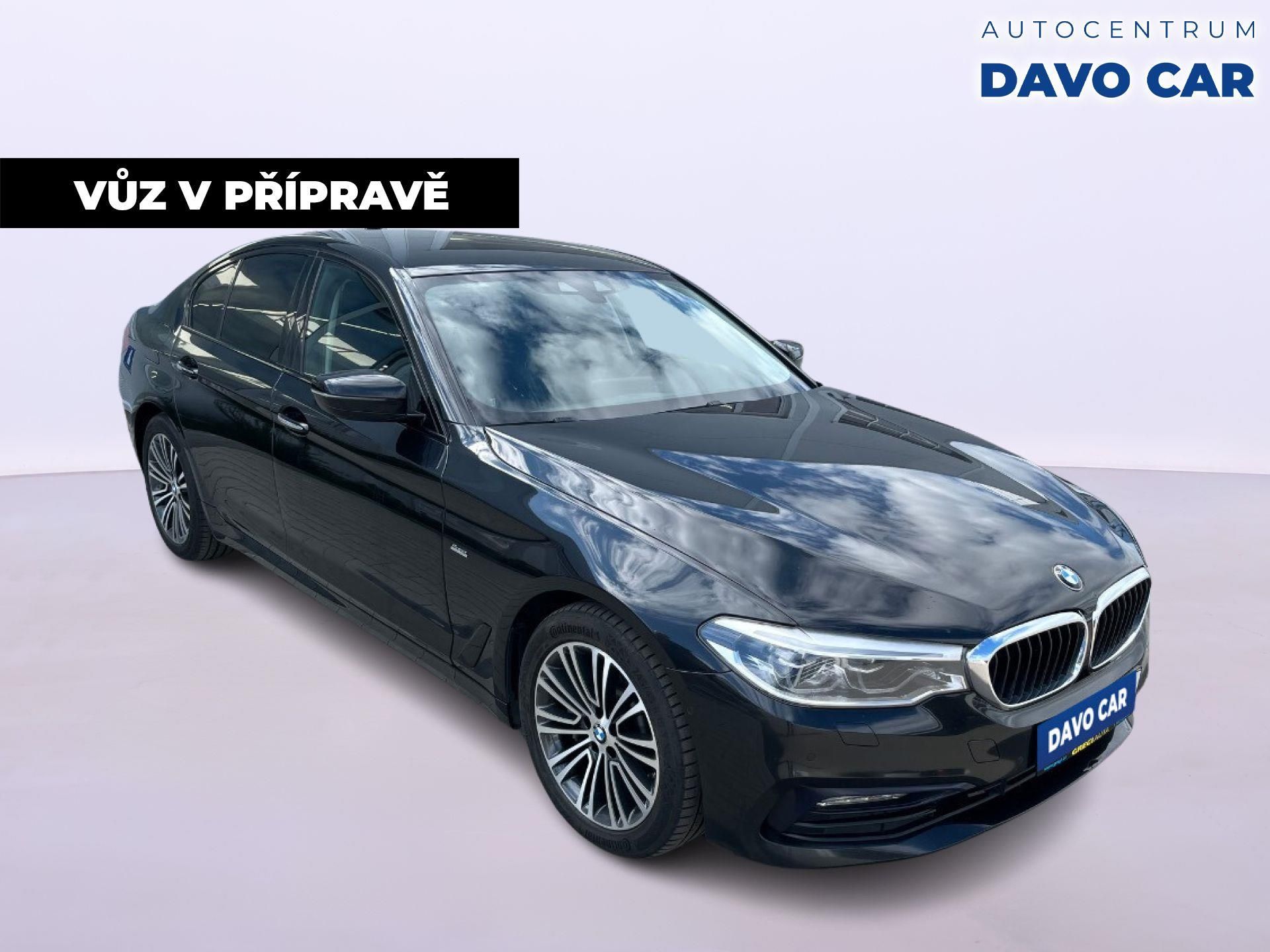 BMW Řada 5, 3,0 530d x-Drive 195kW CZ DPH - fotka 2