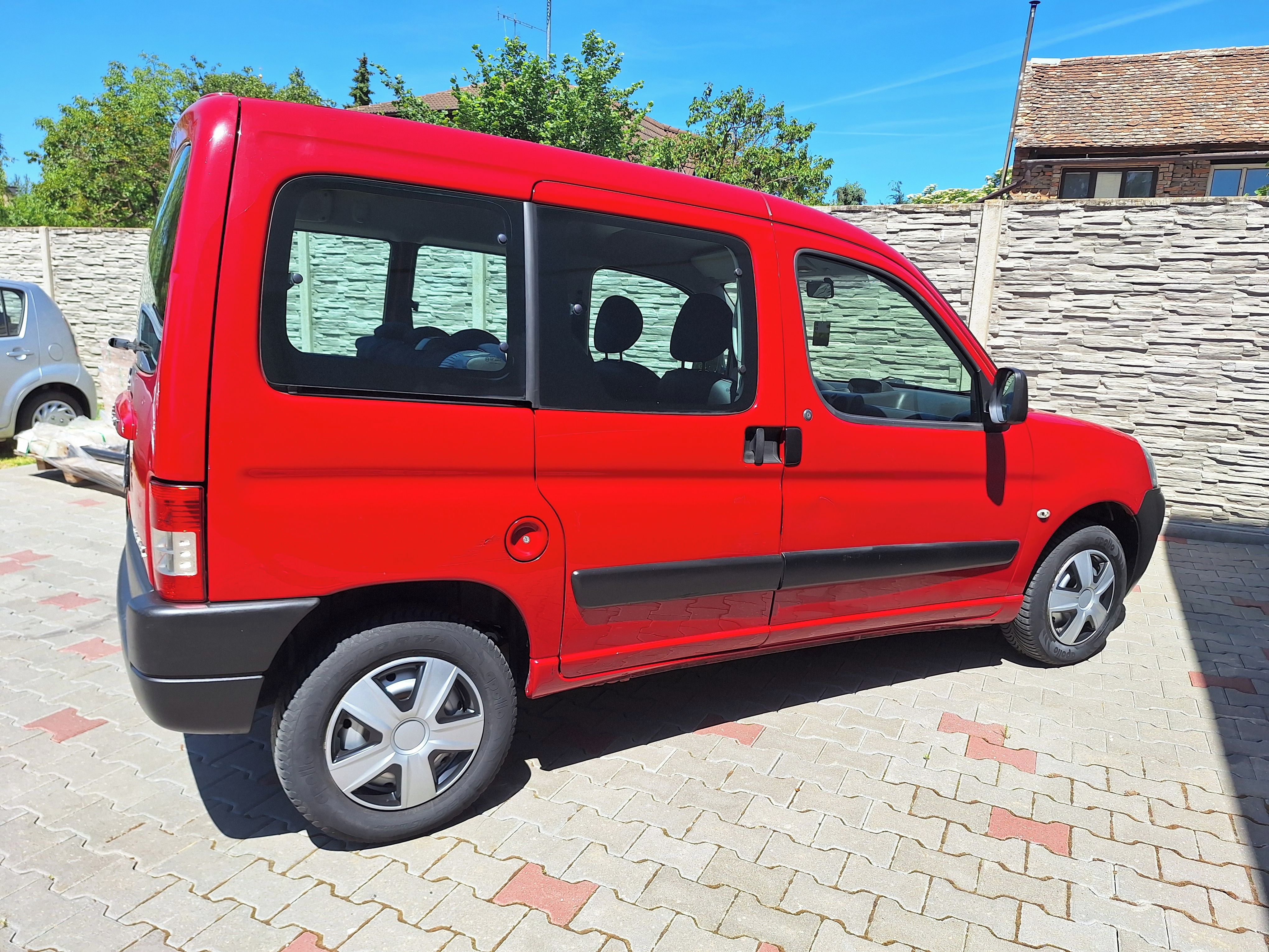 Peugeot Partner, 1,6HDi 55kW, klimatizace - fotka 6