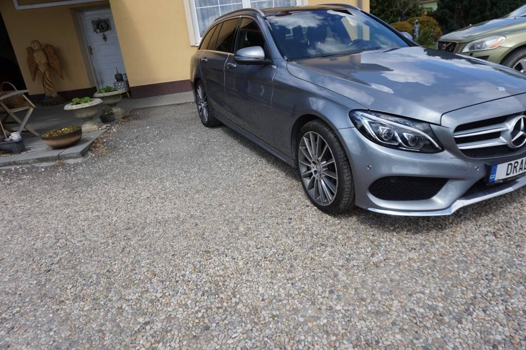 Mercedes-Benz Třídy C, C 400 4 MATIC - fotka 5