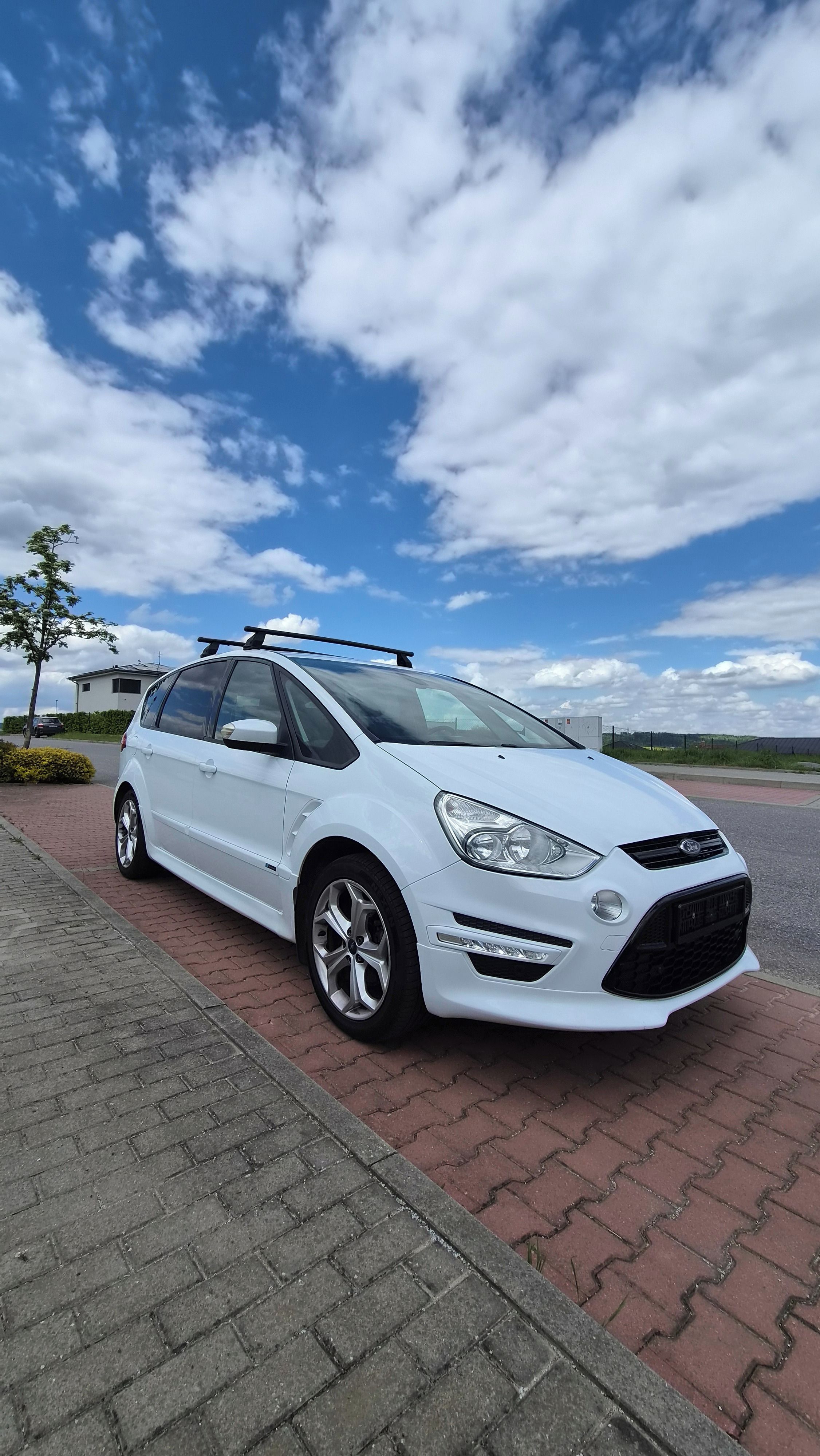 Ford S-MAX, ST packet 2.0 TDCi - tažné - fotka 3