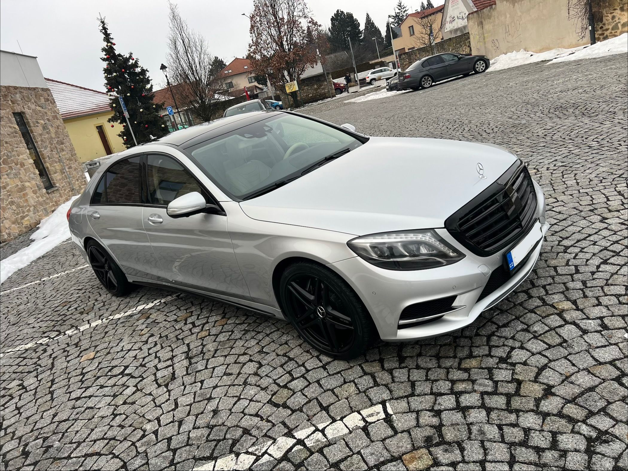 Mercedes-Benz Třídy S, Mercedes Benz s500/s63 W222 - fotka 5