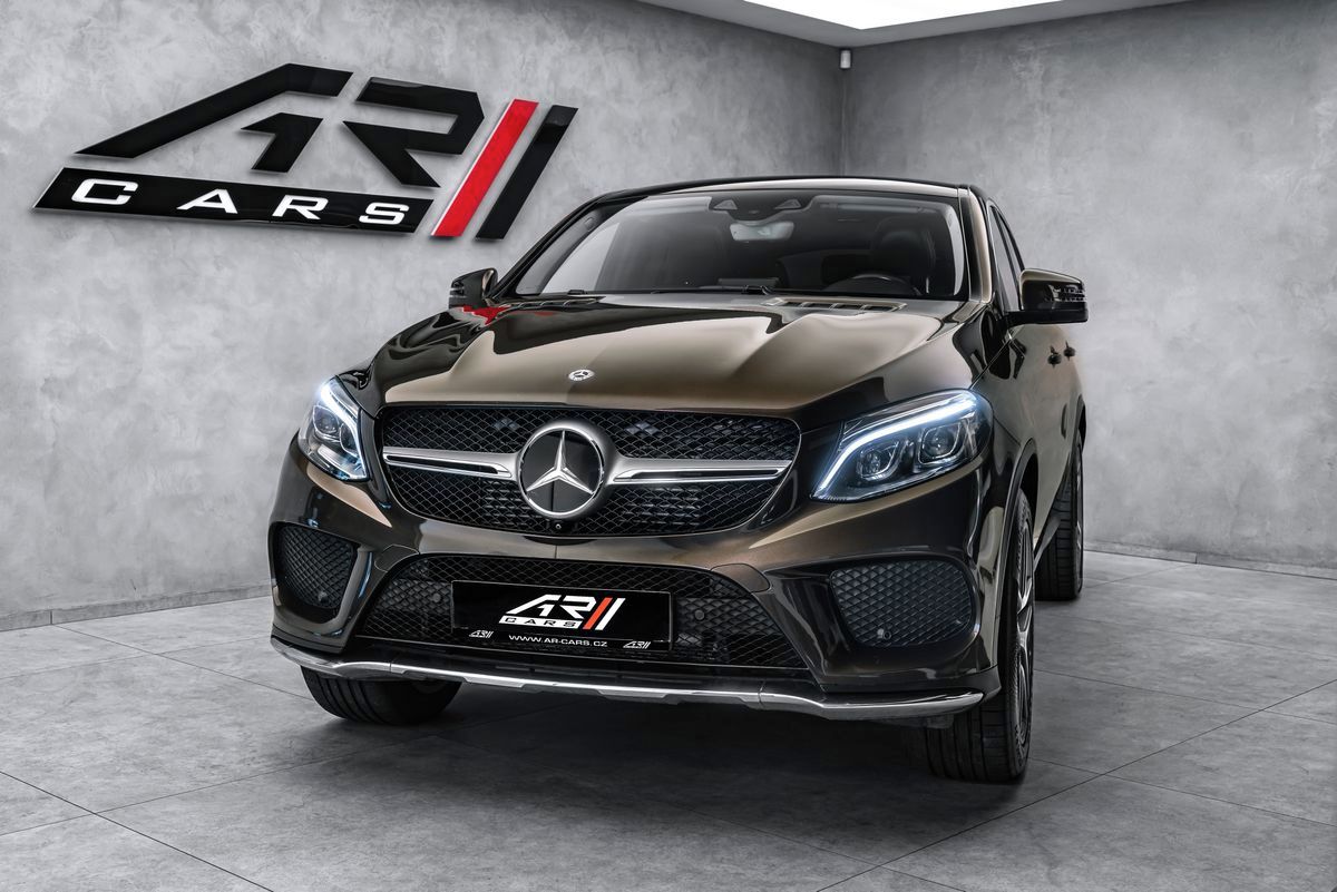 Mercedes-Benz GLE, panorama, asistenty - fotka 3