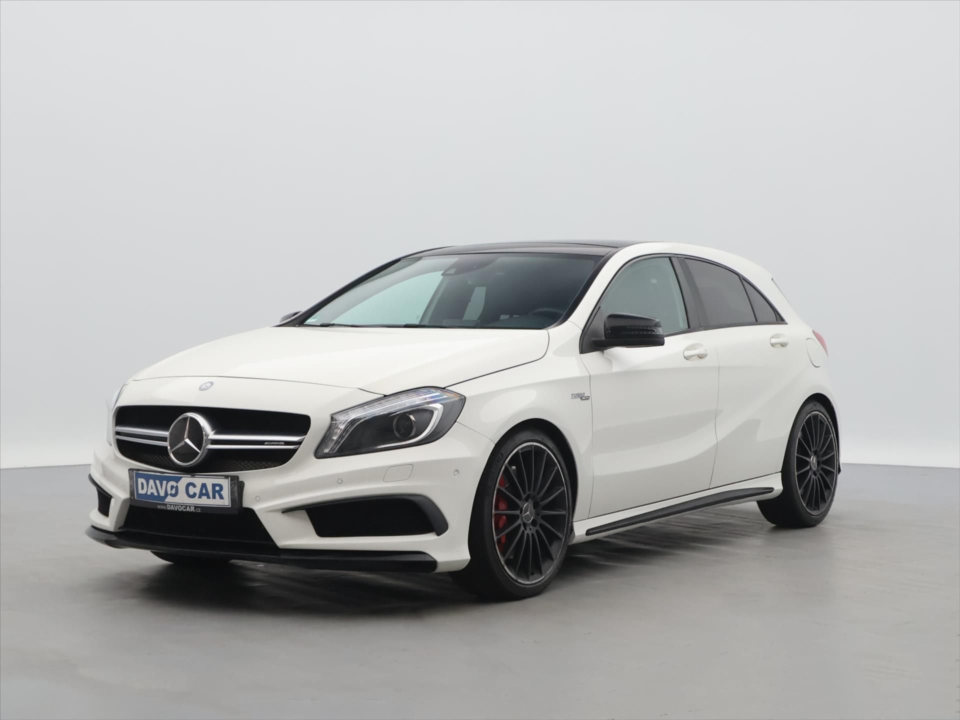 Mercedes-Benz Třídy A, 2,0 45 265 kW 4Matic AMG - fotka 3
