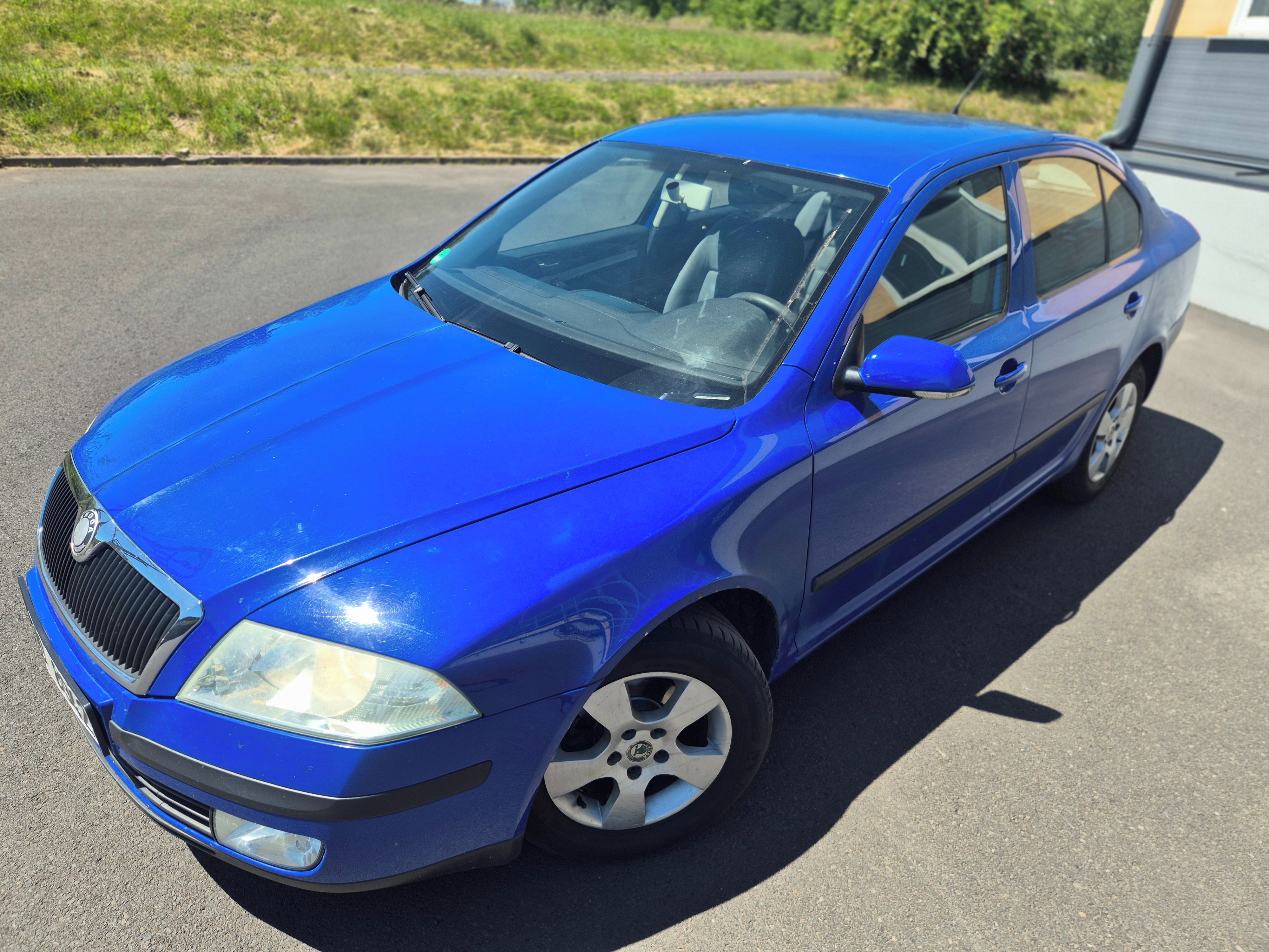 Škoda Octavia, 1.6 benzín  MPI - fotka 6
