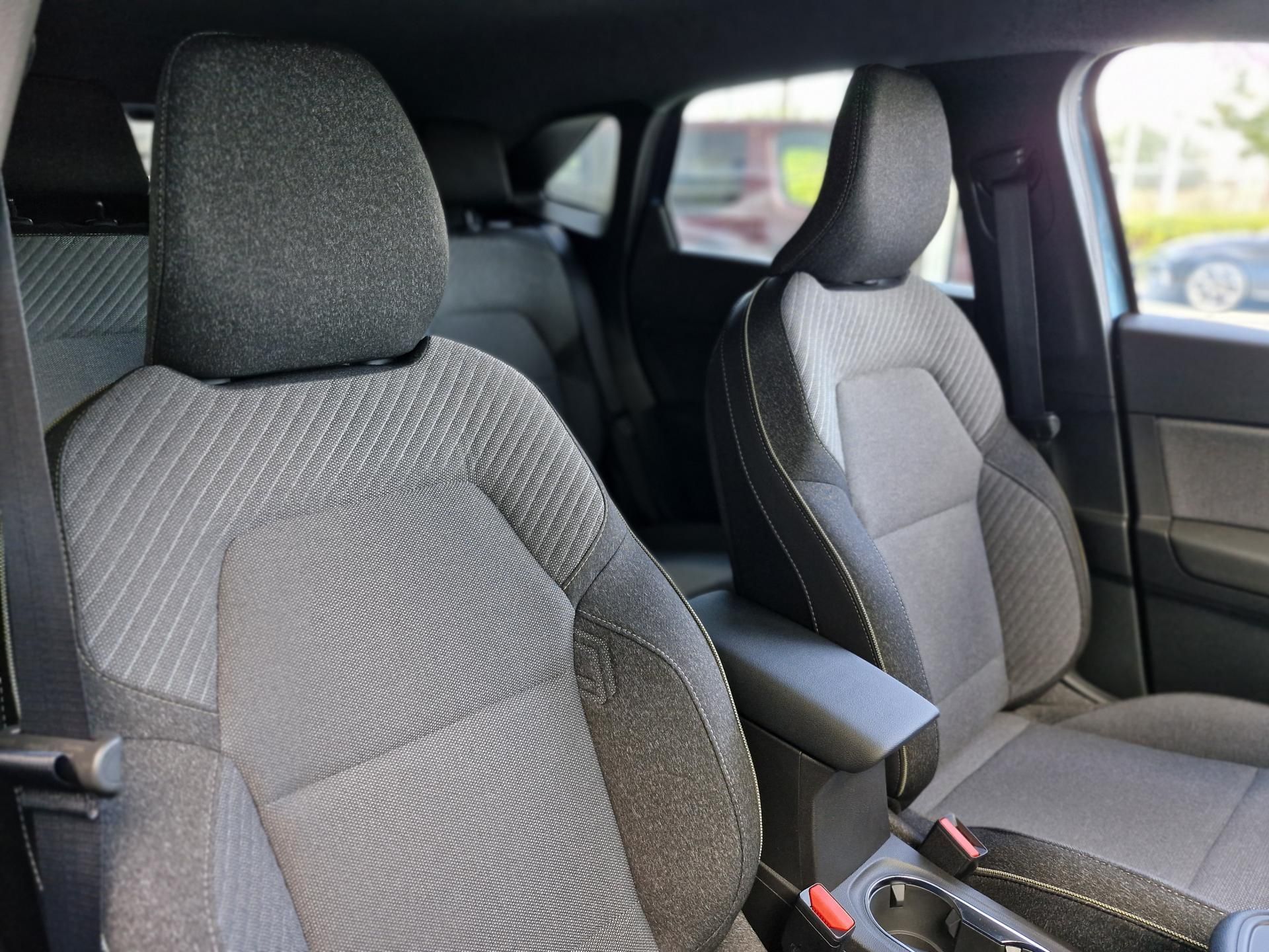 Renault Symbioz, techno E-Tech full hybrid 145 - fotka 3