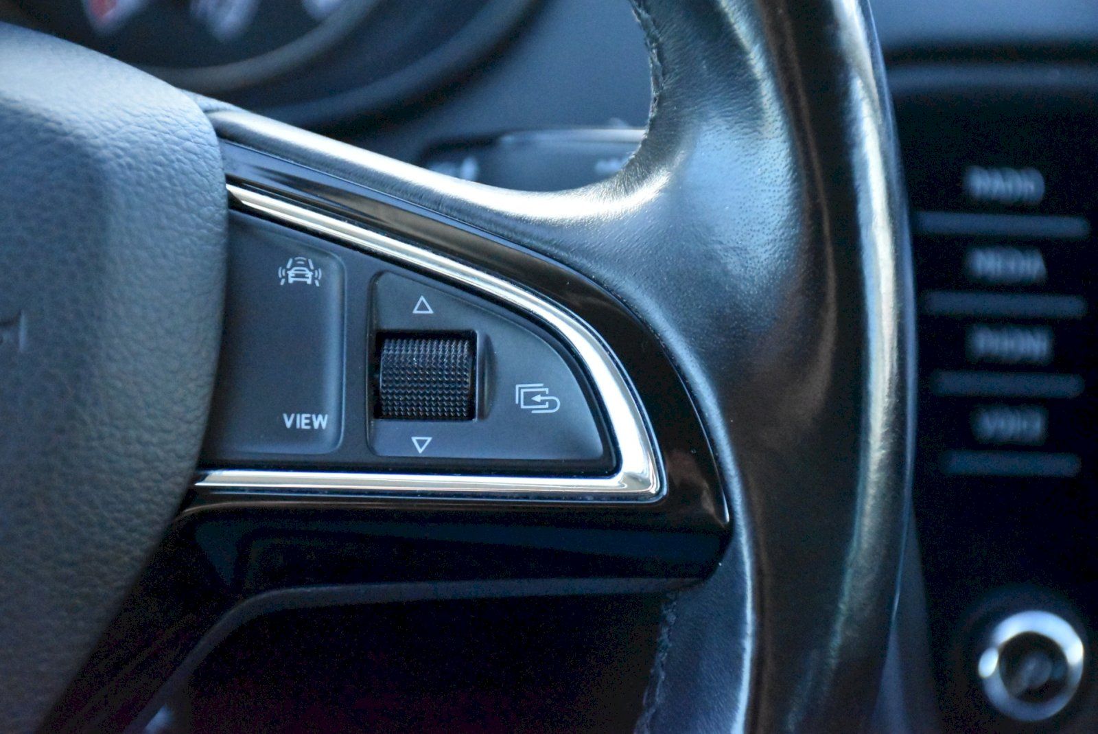 Škoda Octavia, Tour 1.6 TDI 85kW - fotka 6