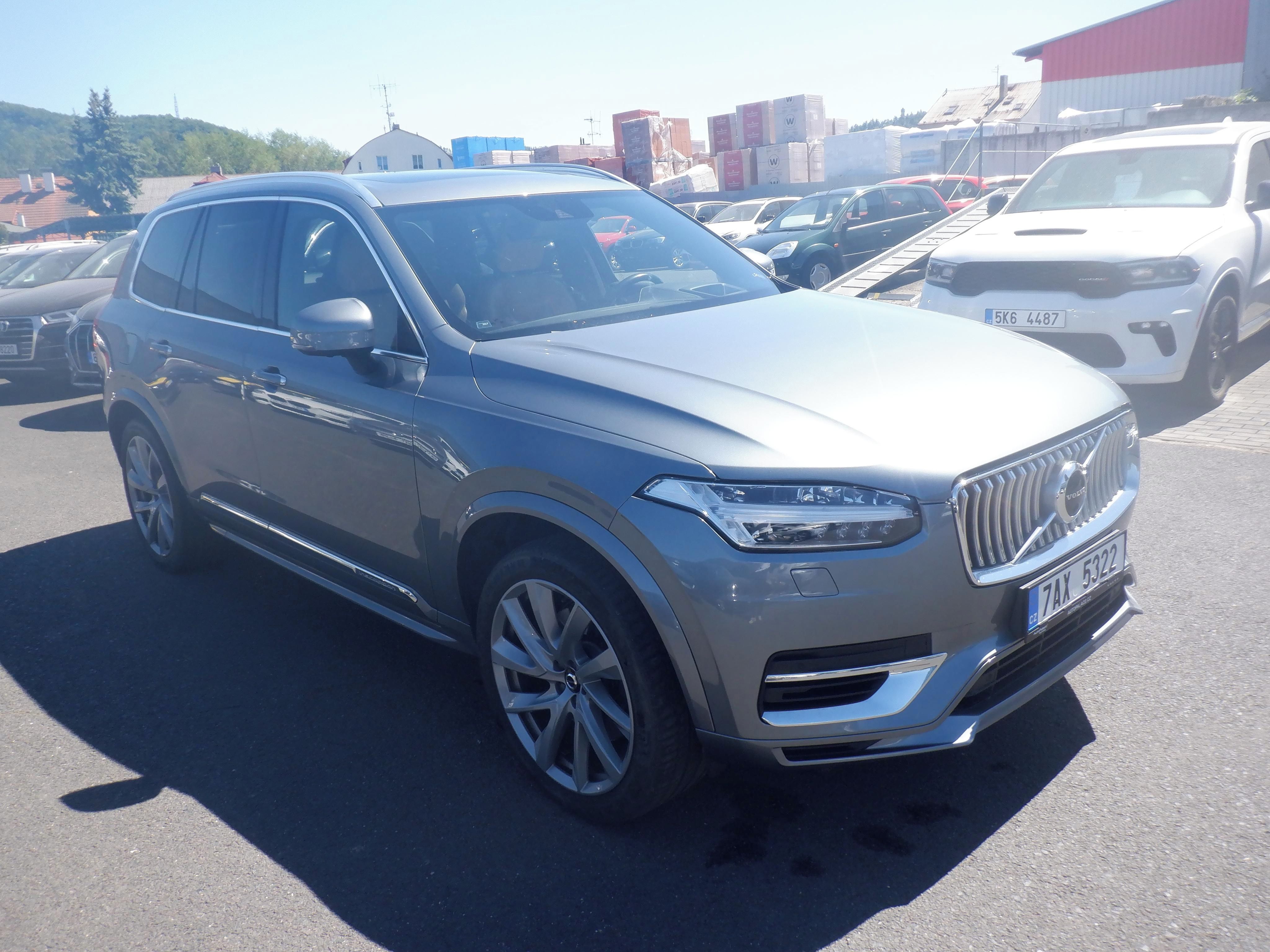 Volvo XC90, 2.0 T8 Hybrid AWD Inscription, - fotka 3