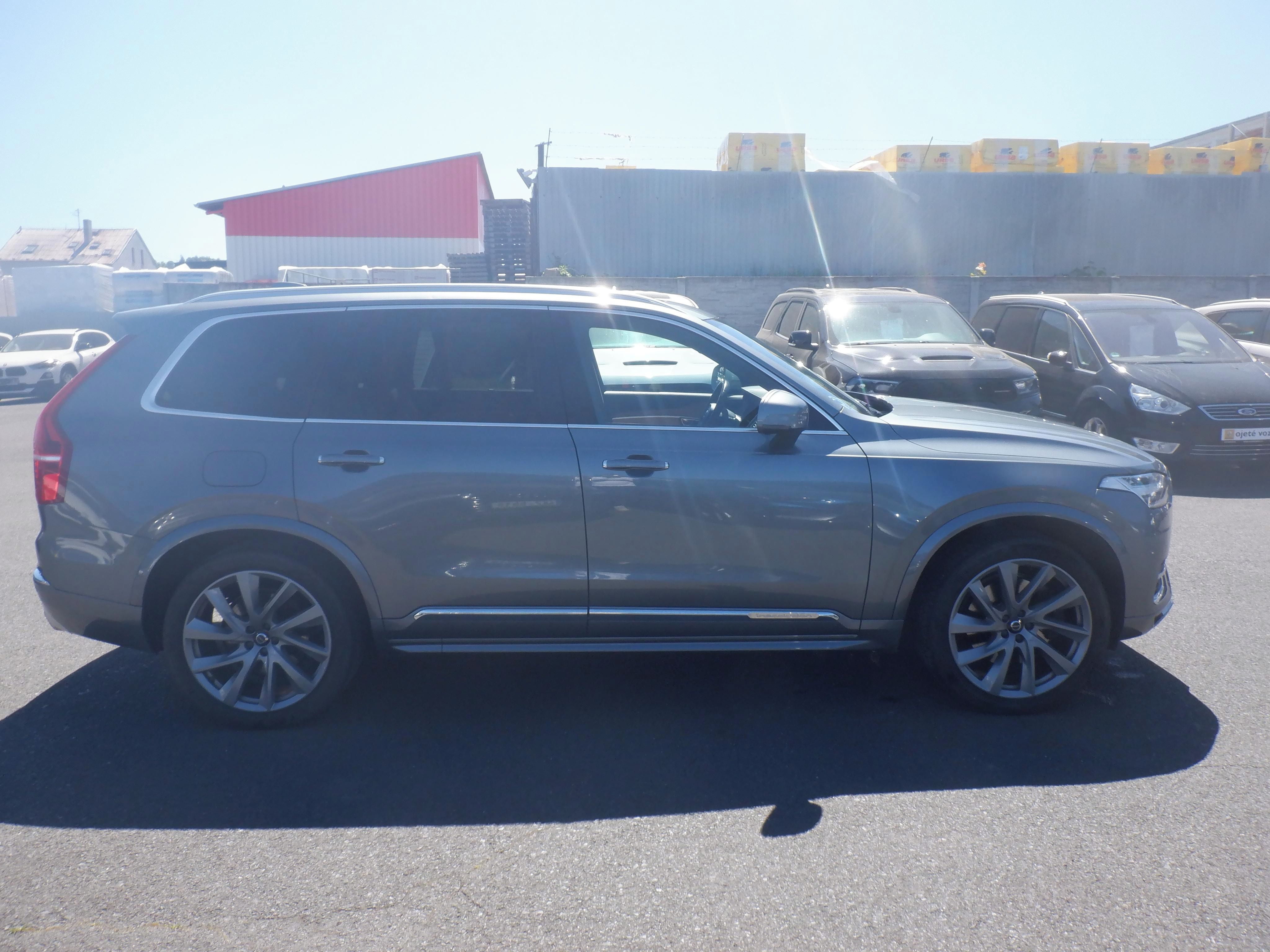Volvo XC90, 2.0 T8 Hybrid AWD Inscription, - fotka 4