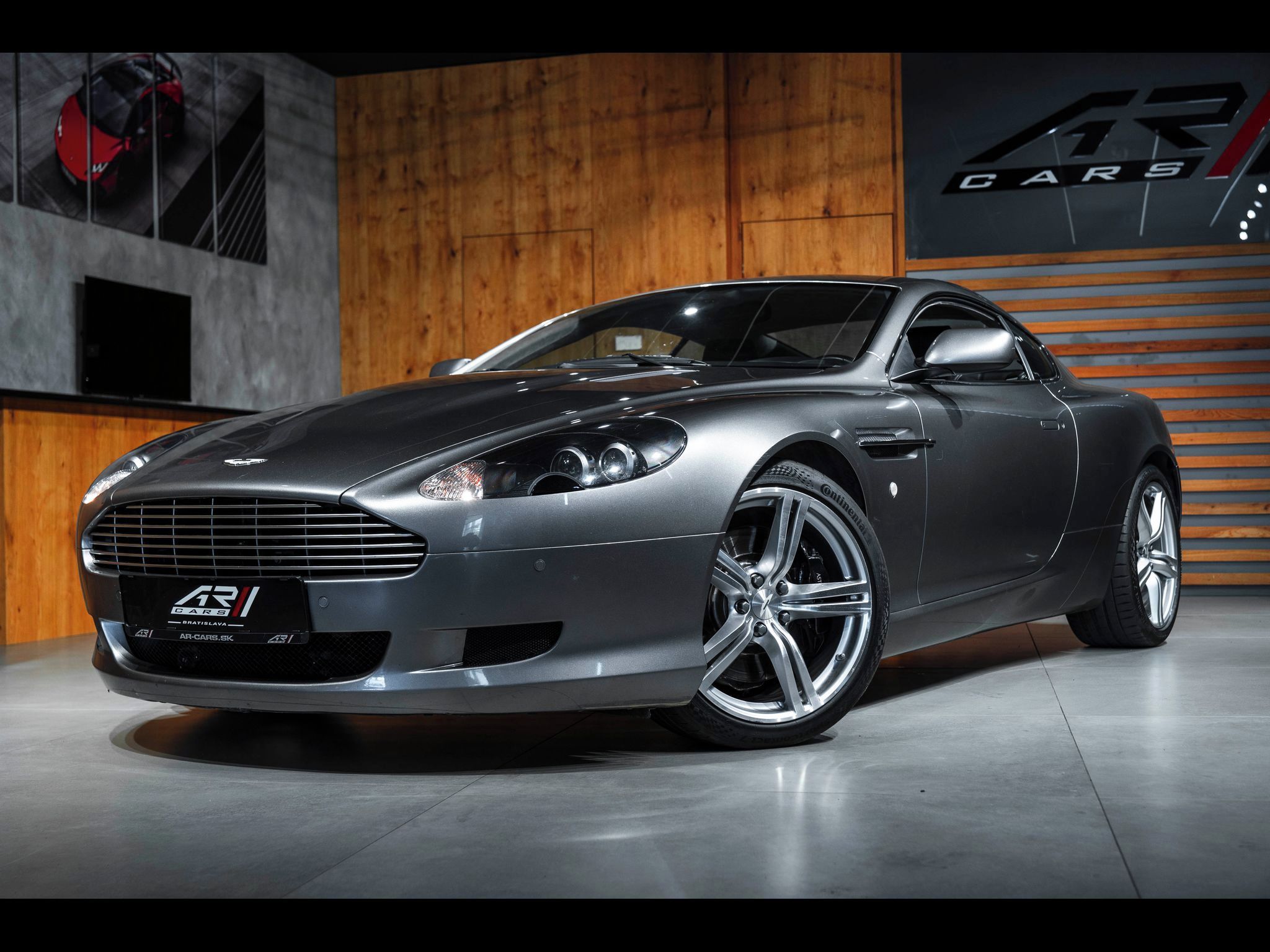 Aston Martin DB9 - fotka 3