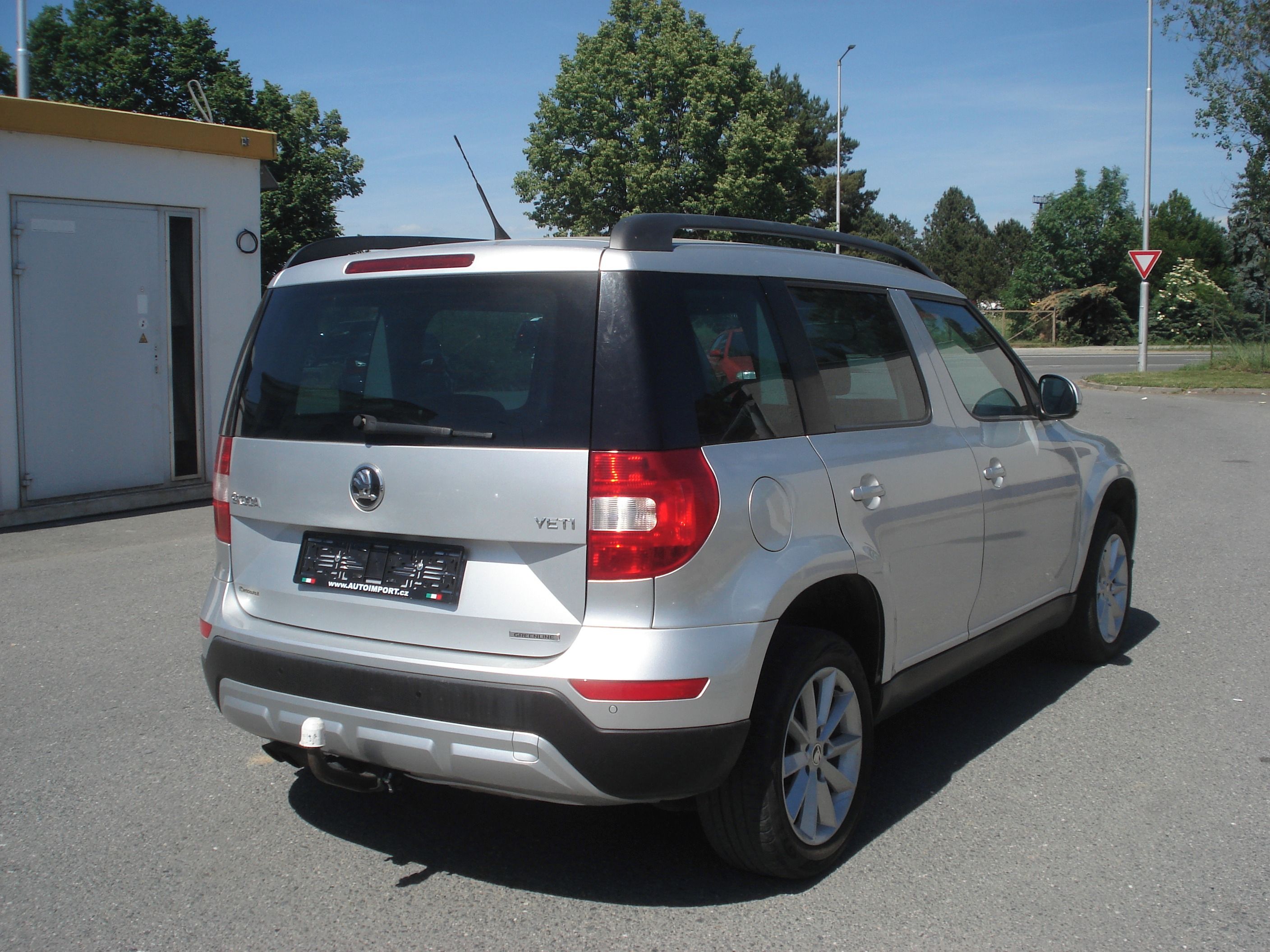Škoda Yeti, 1.6 TDi Greenline ,Tažné, ALU - fotka 4