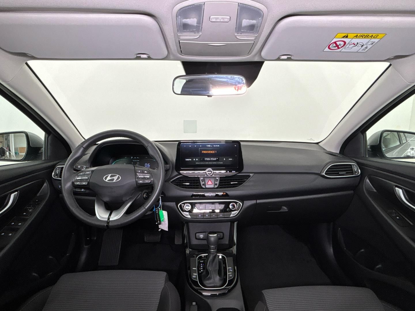 Hyundai i30, 1.5 T-GDI / 103 kW Smart DCT - fotka 5