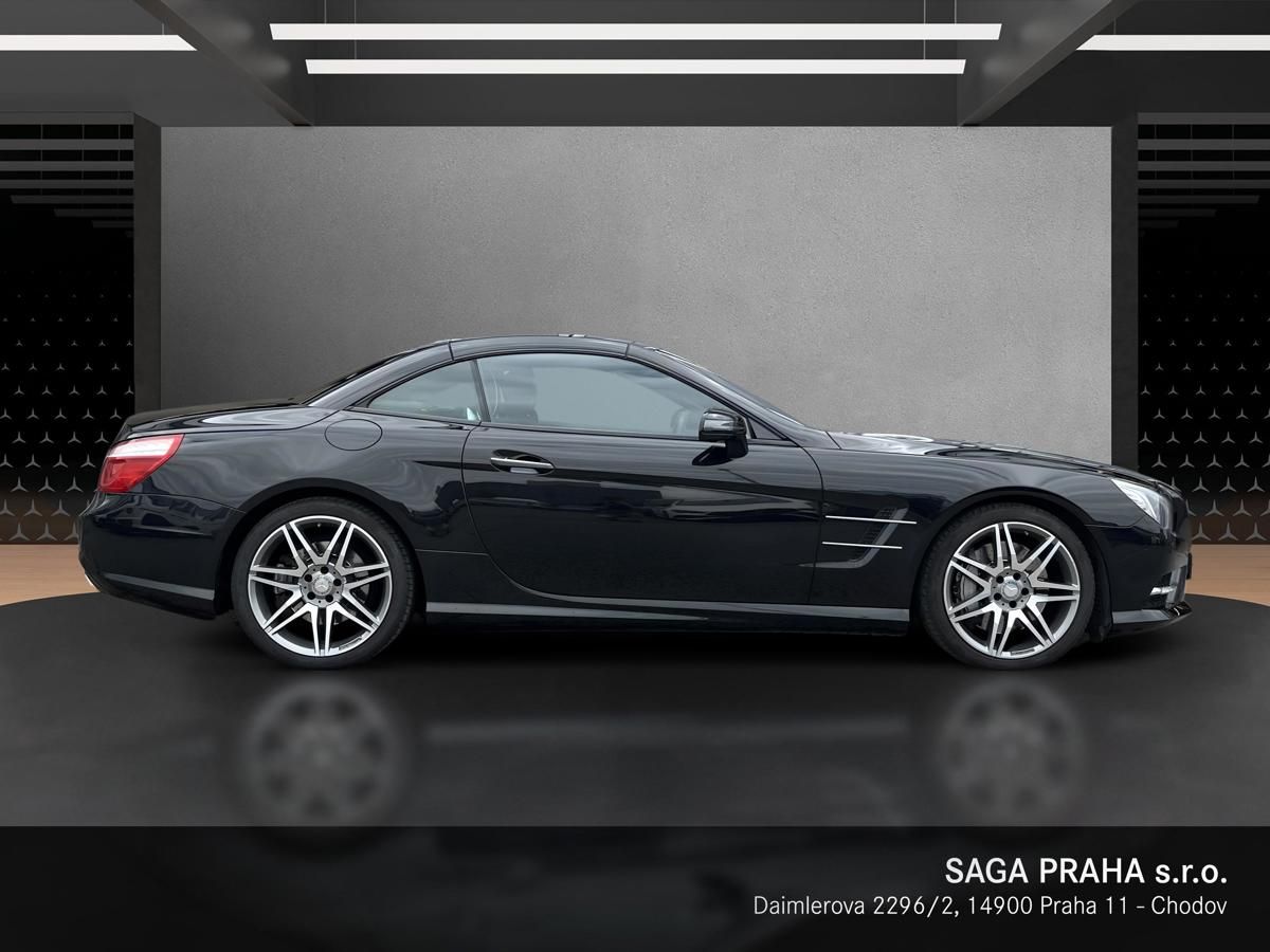 Mercedes-Benz SL, SL 400 AMG Line - fotka 3
