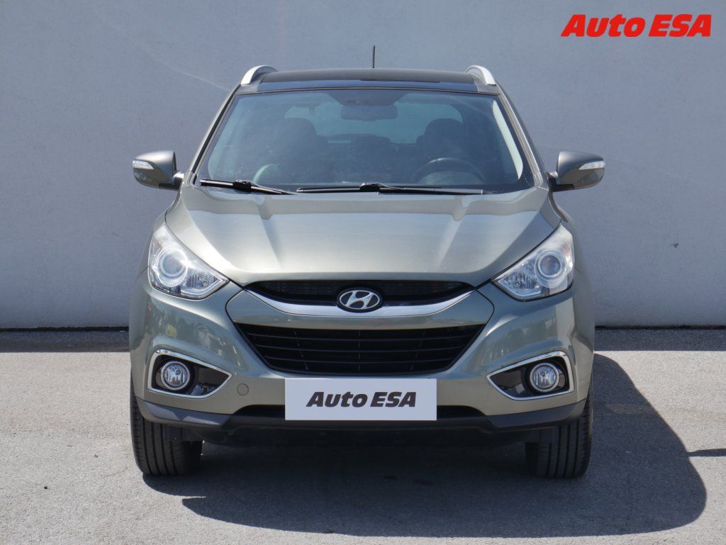 Hyundai ix35, 2.0i 4x4,ČR - fotka 2