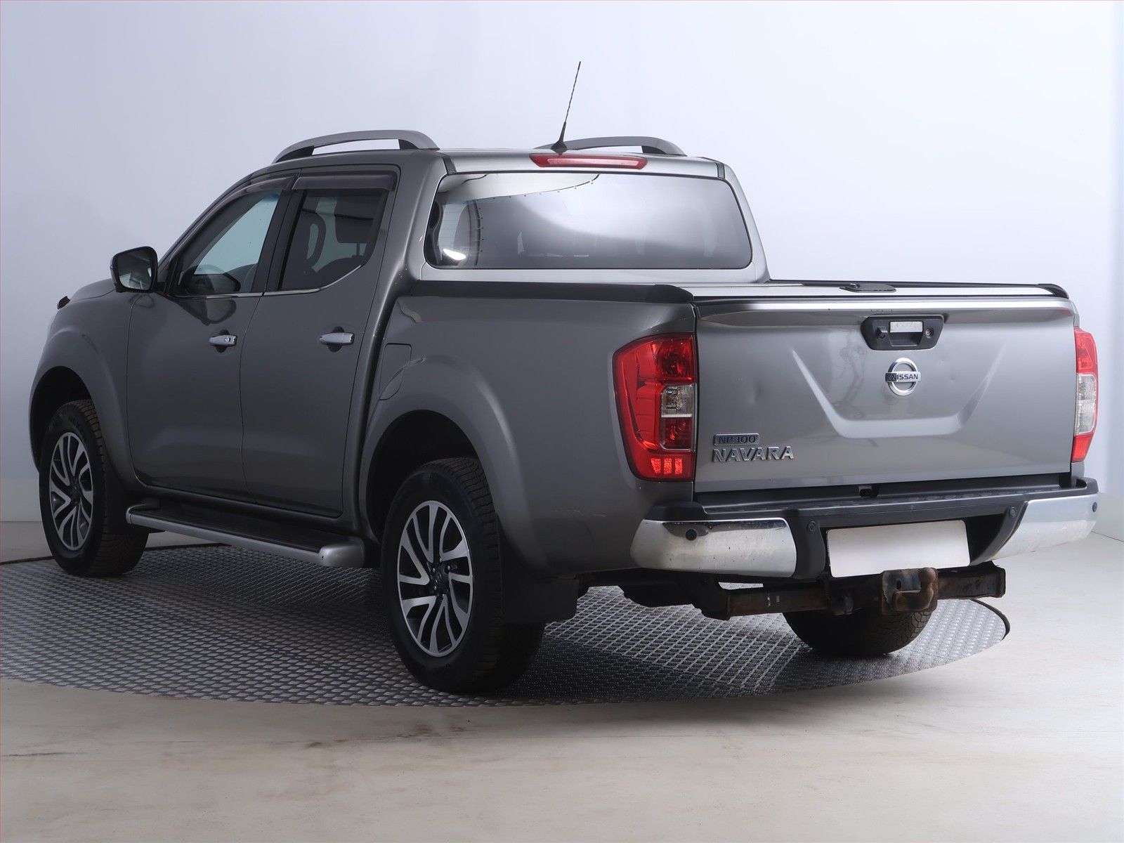 Nissan Navara, 2.3 dCi, 4X4, Automat, Navi - fotka 4