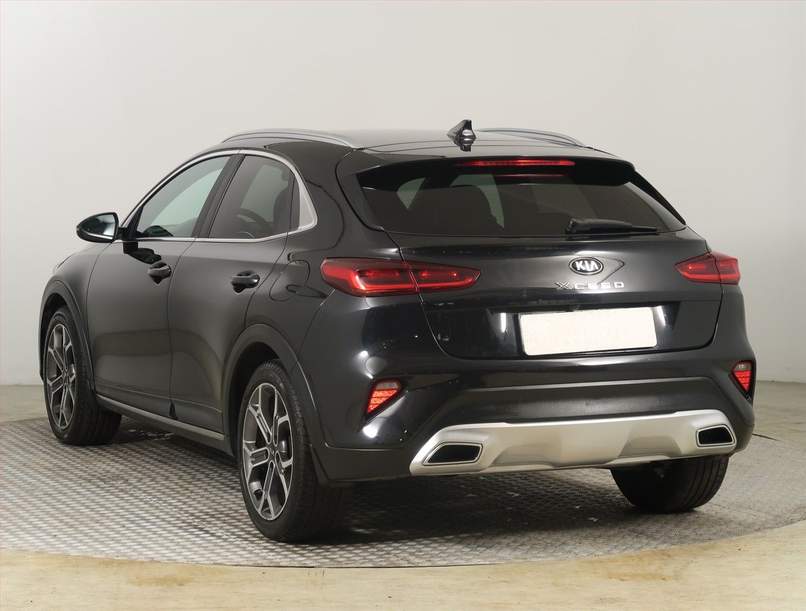 Kia XCee´d, 1.4 T-GDI, TOP, Záruka - fotka 4