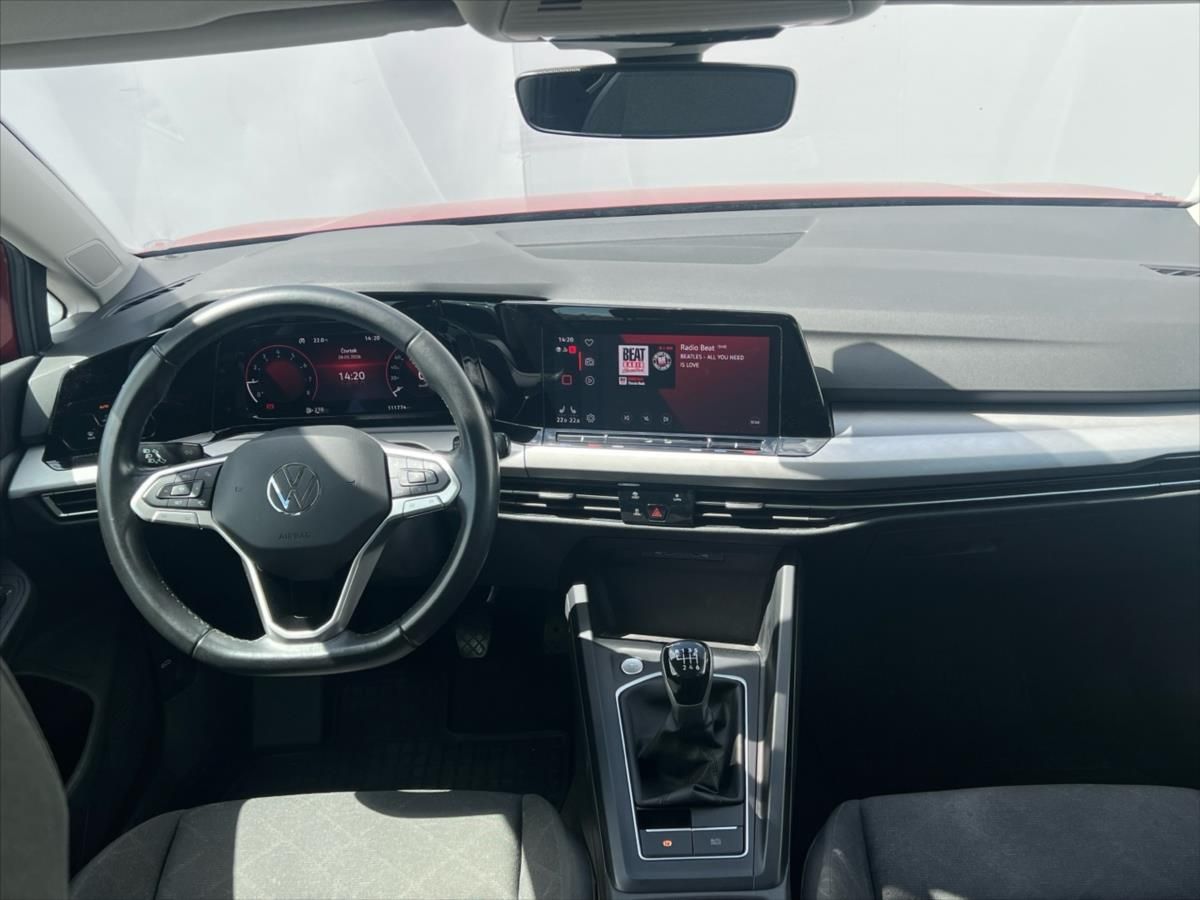 Volkswagen Golf, 1,0 TSi 81kW LIFE  8 - fotka 5