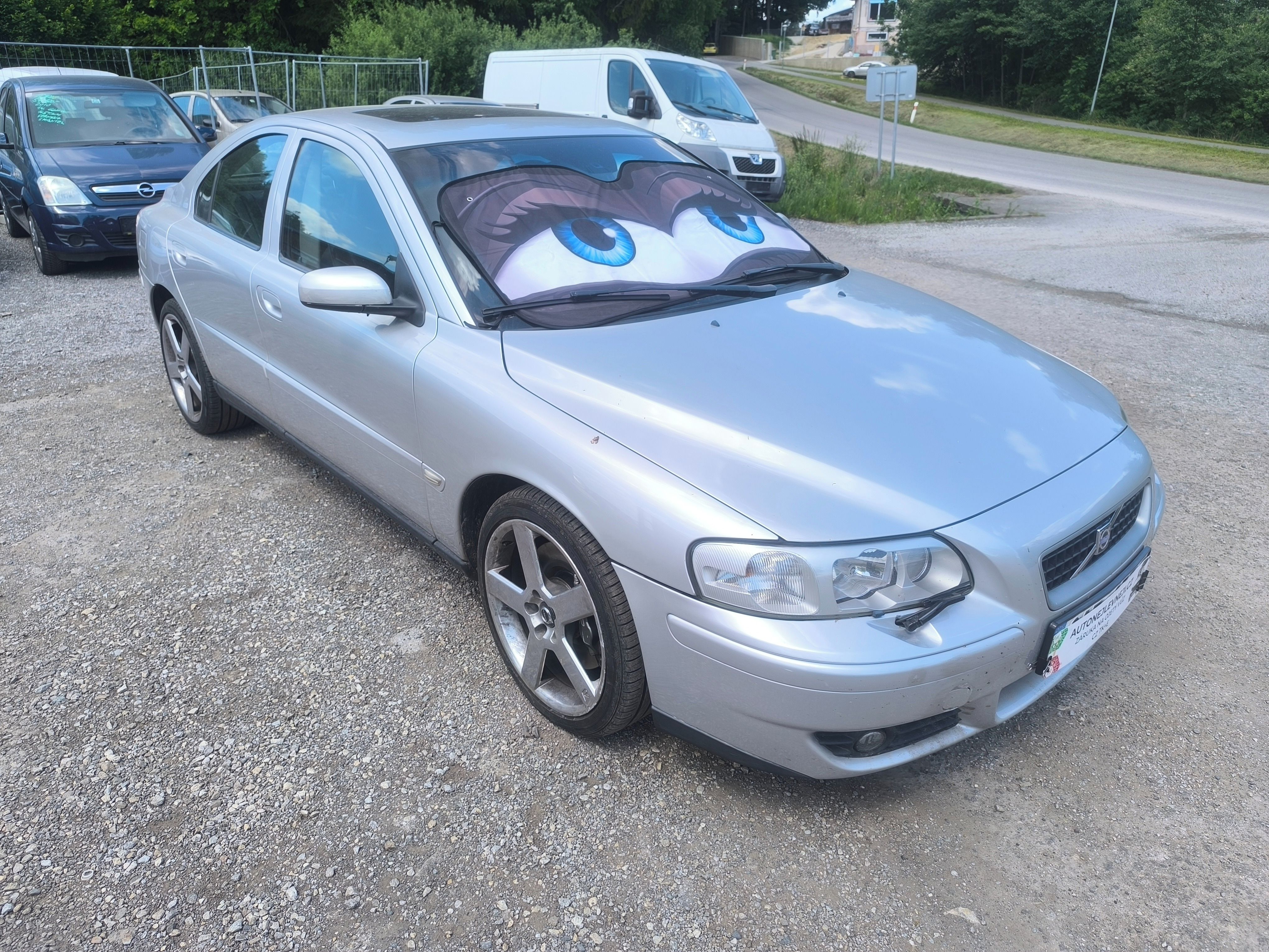 Volvo S60, 220KW,4X4,MANUÁL,SERVISKA,CENA