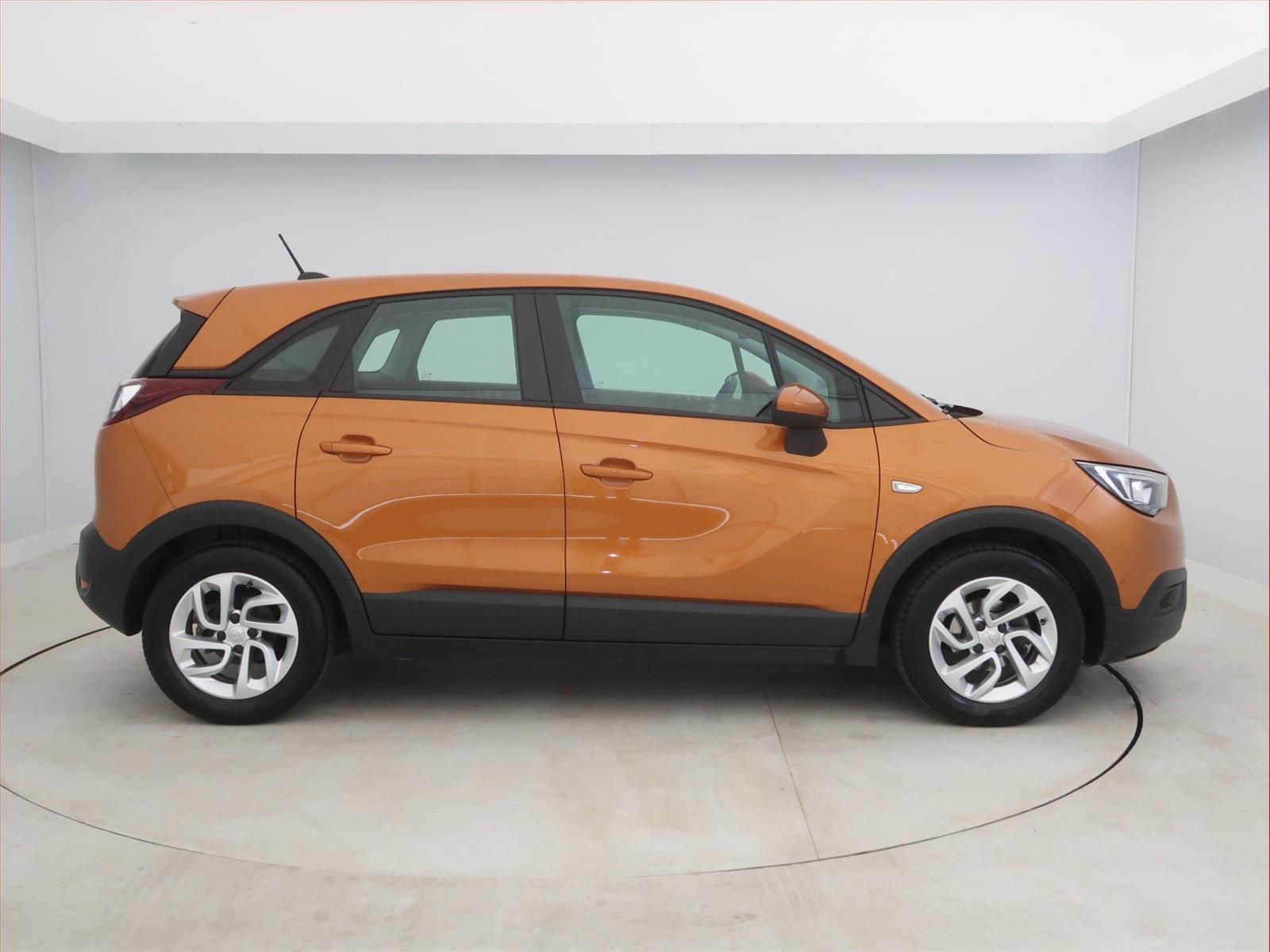 Opel Crossland, 1.2, ČR,1.maj, Navi, Tempomat - fotka 6