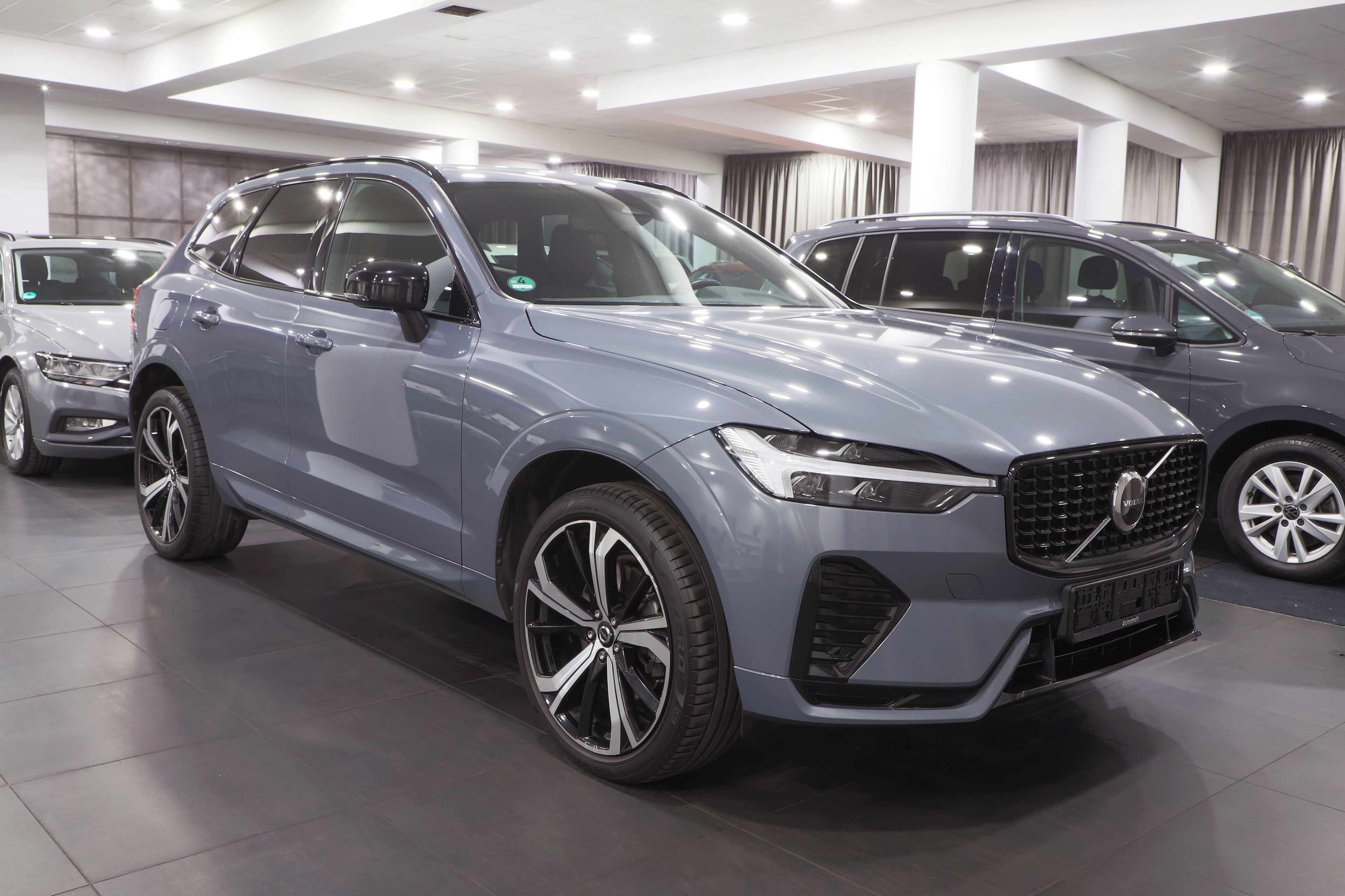 Volvo XC60, Volvo XC60 Plus Dark AWD