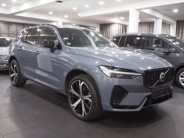 Volvo XC60 Plus Dark AWD