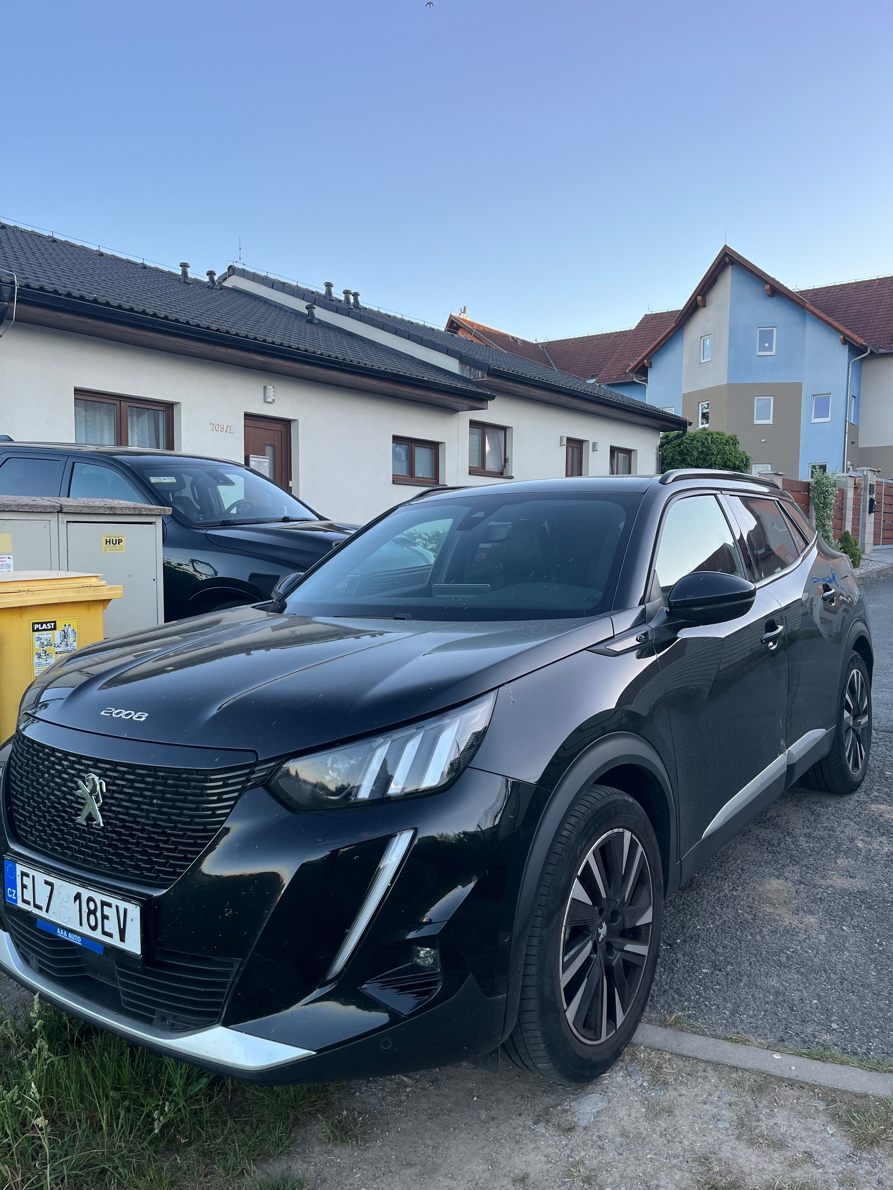 Peugeot 2008 - fotka 3